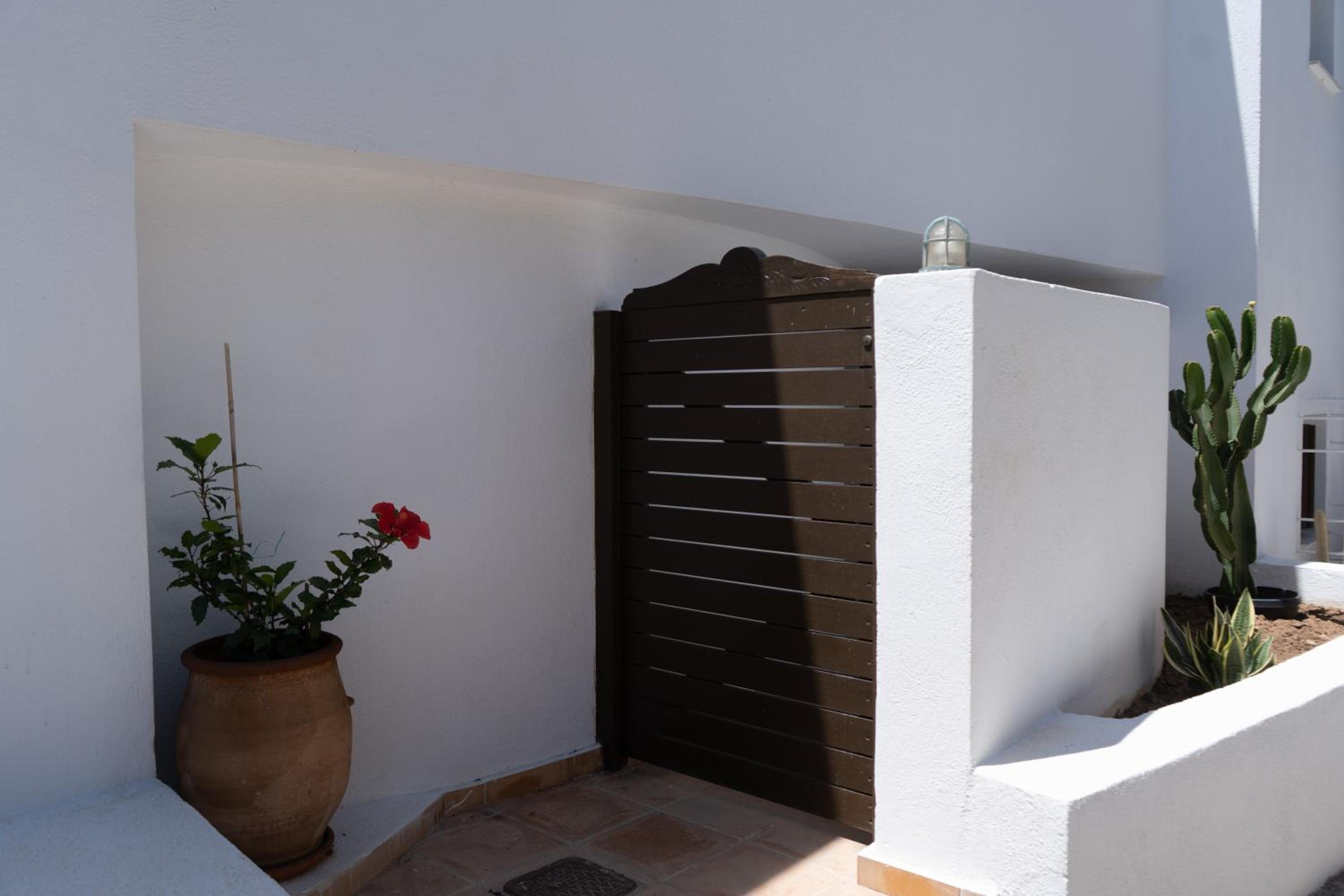 Photo 48