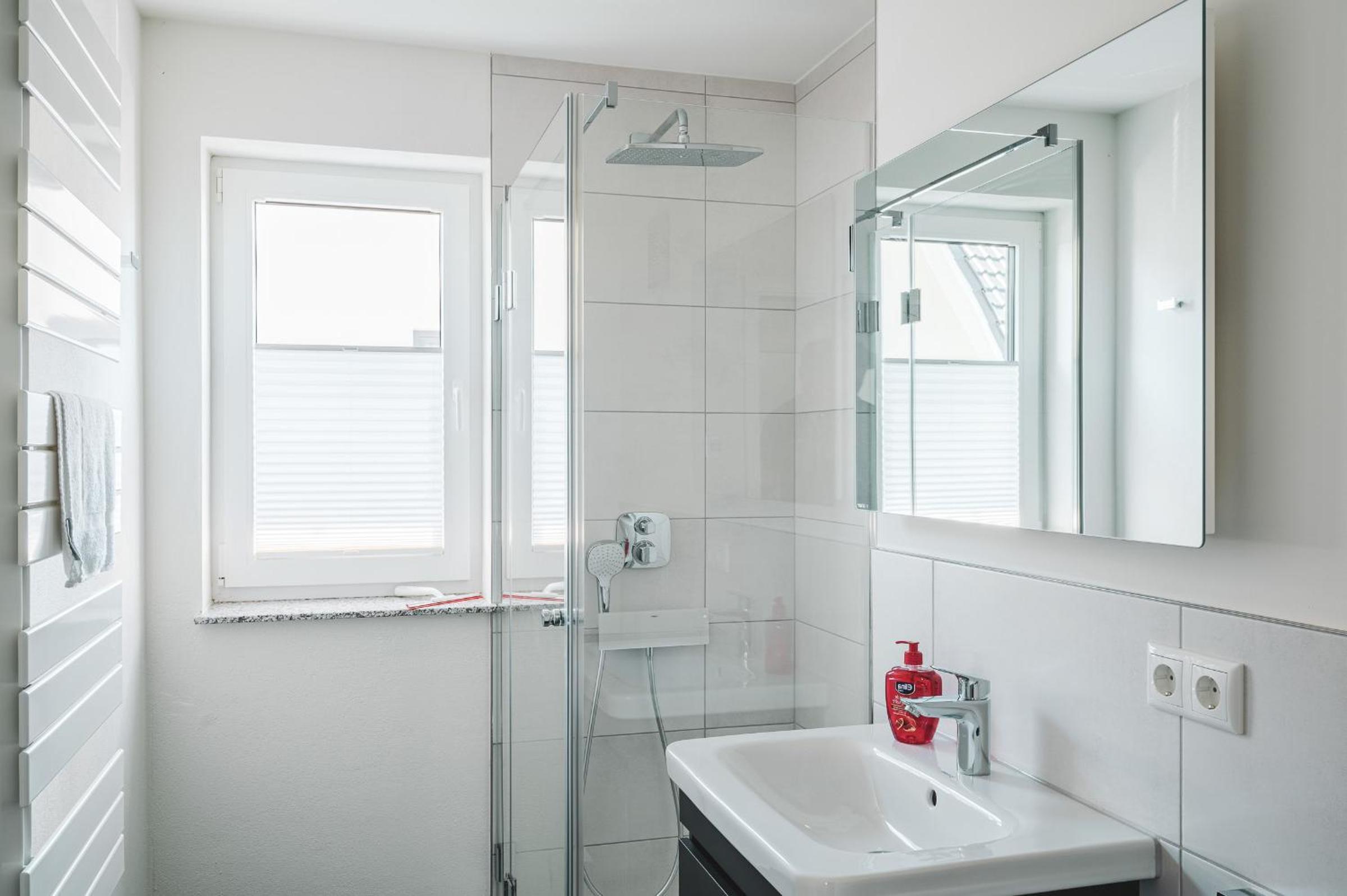 Dünenquartier Apartment 13 en Zingst — bathroom