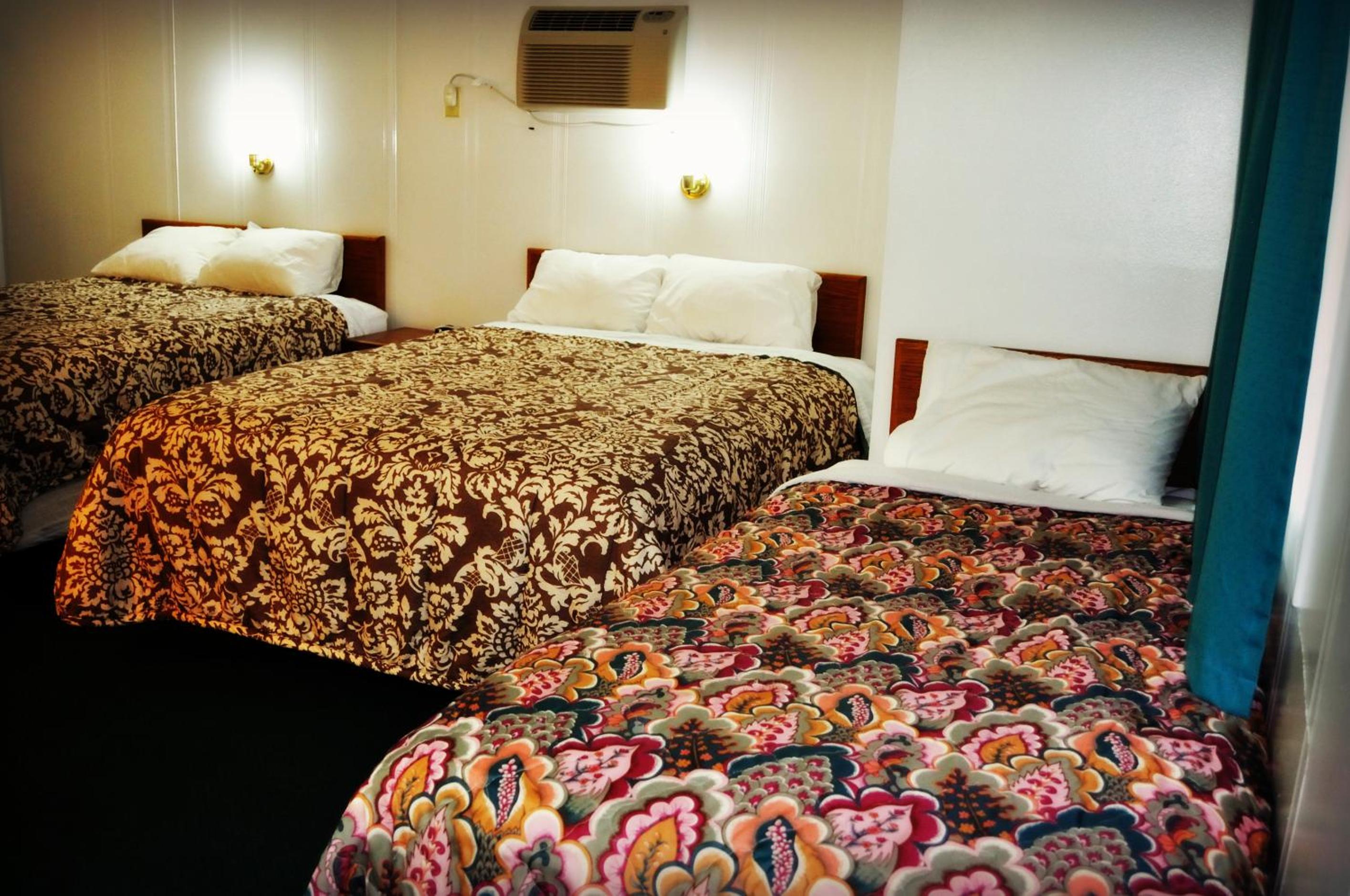 Town House Motel