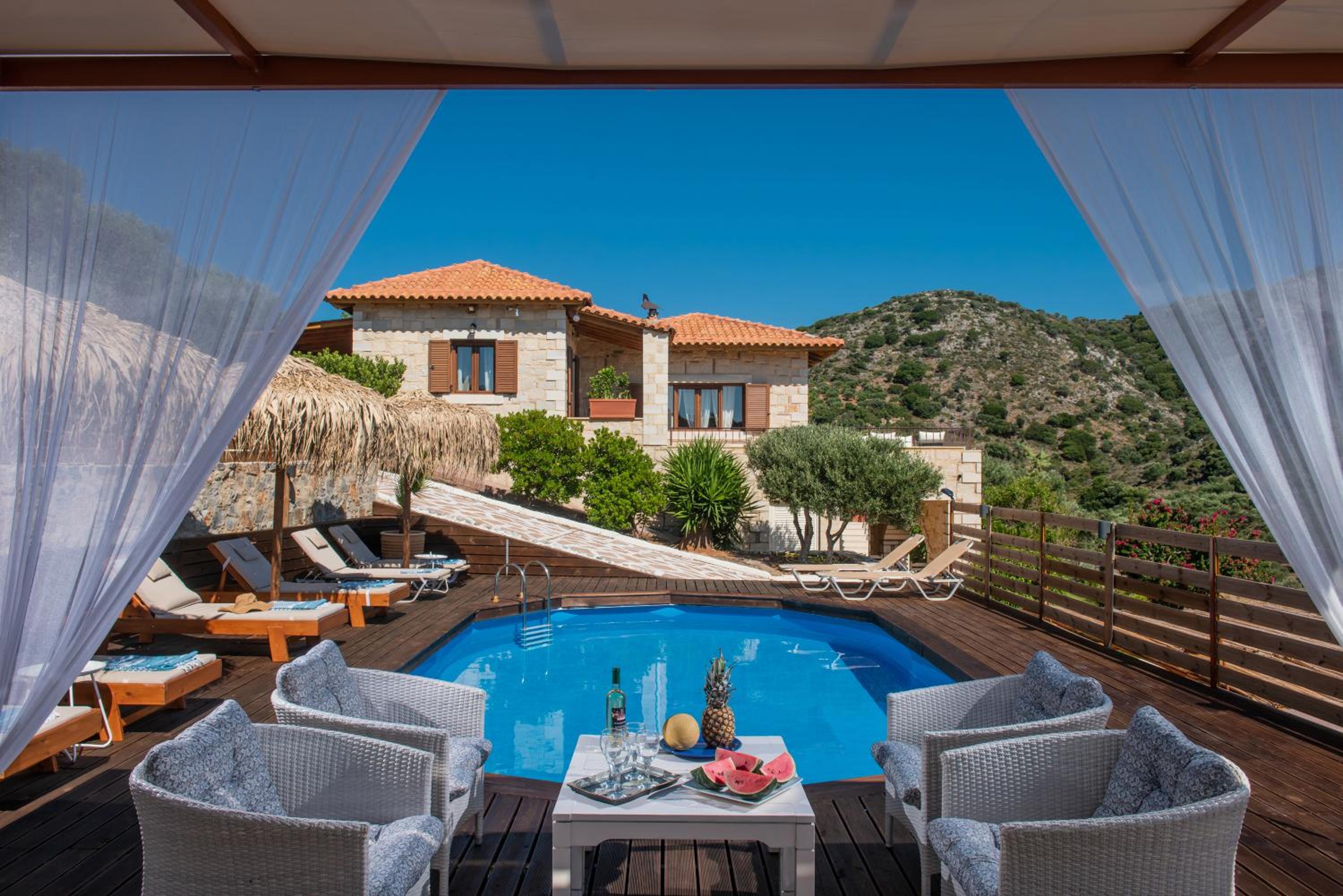 Hotel Villa Elisavet - Image 1