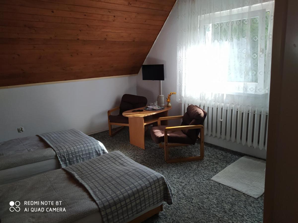 Photo 34