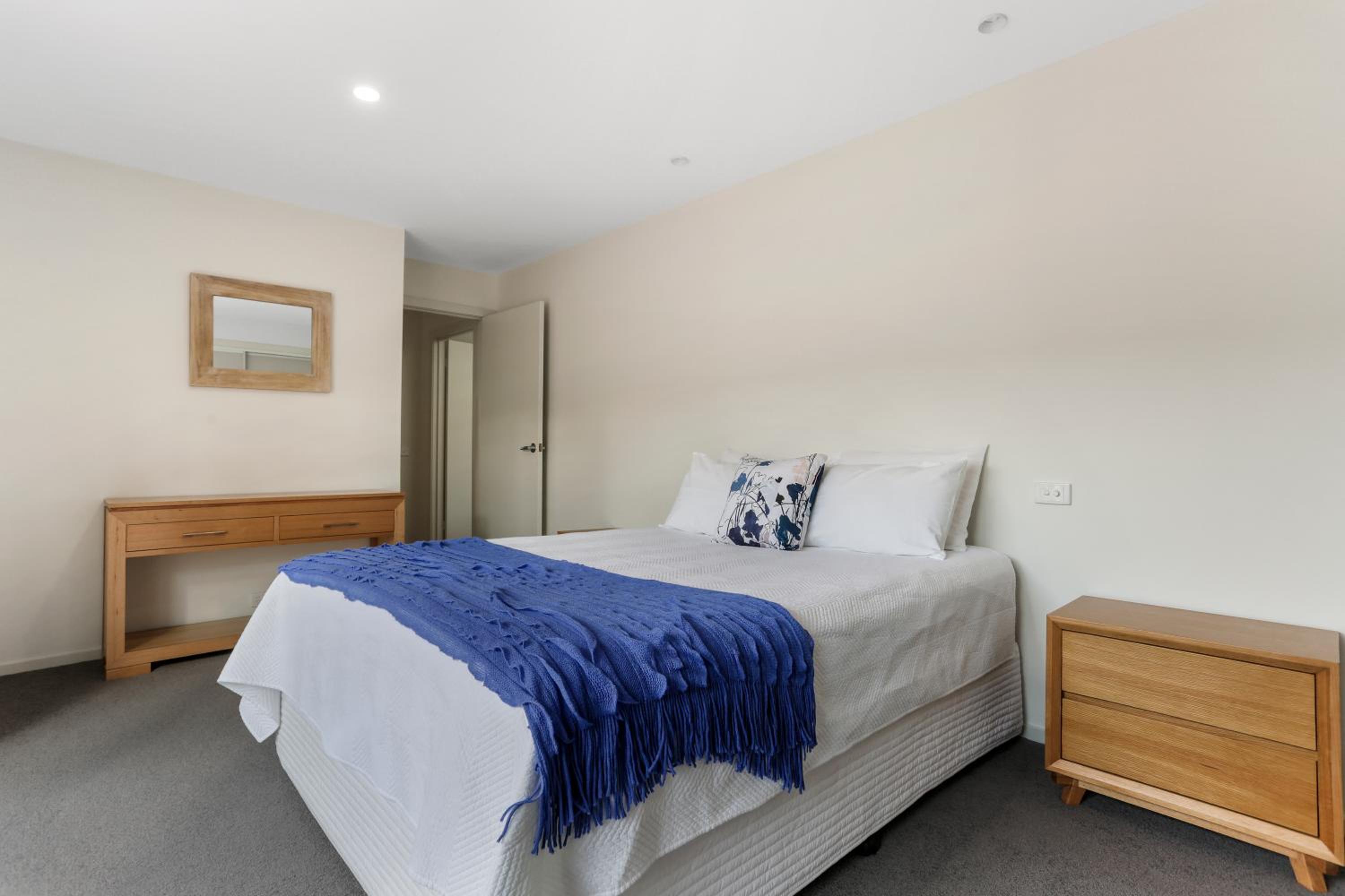 Tura Beach Golf Stays