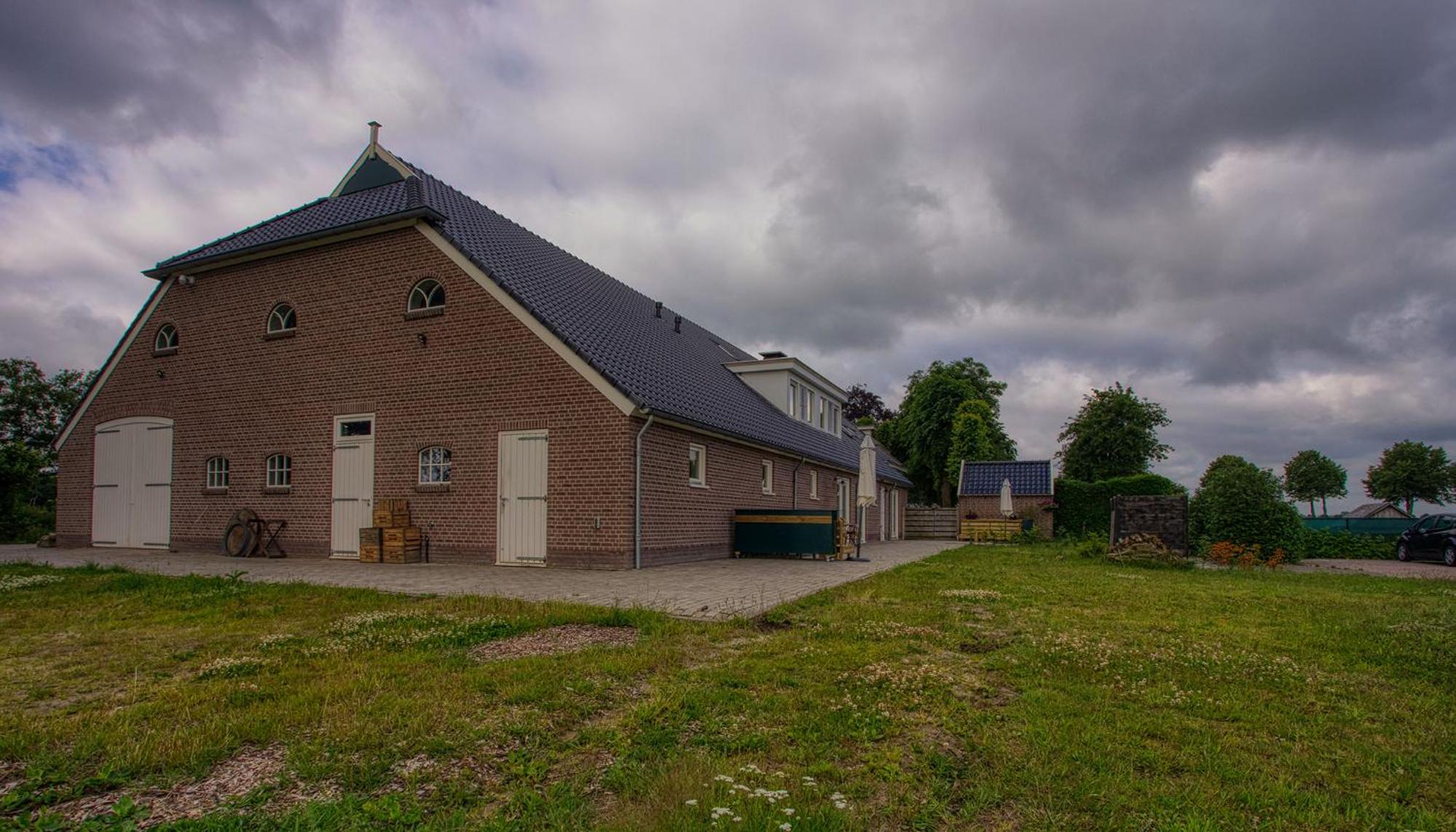 Photo 15