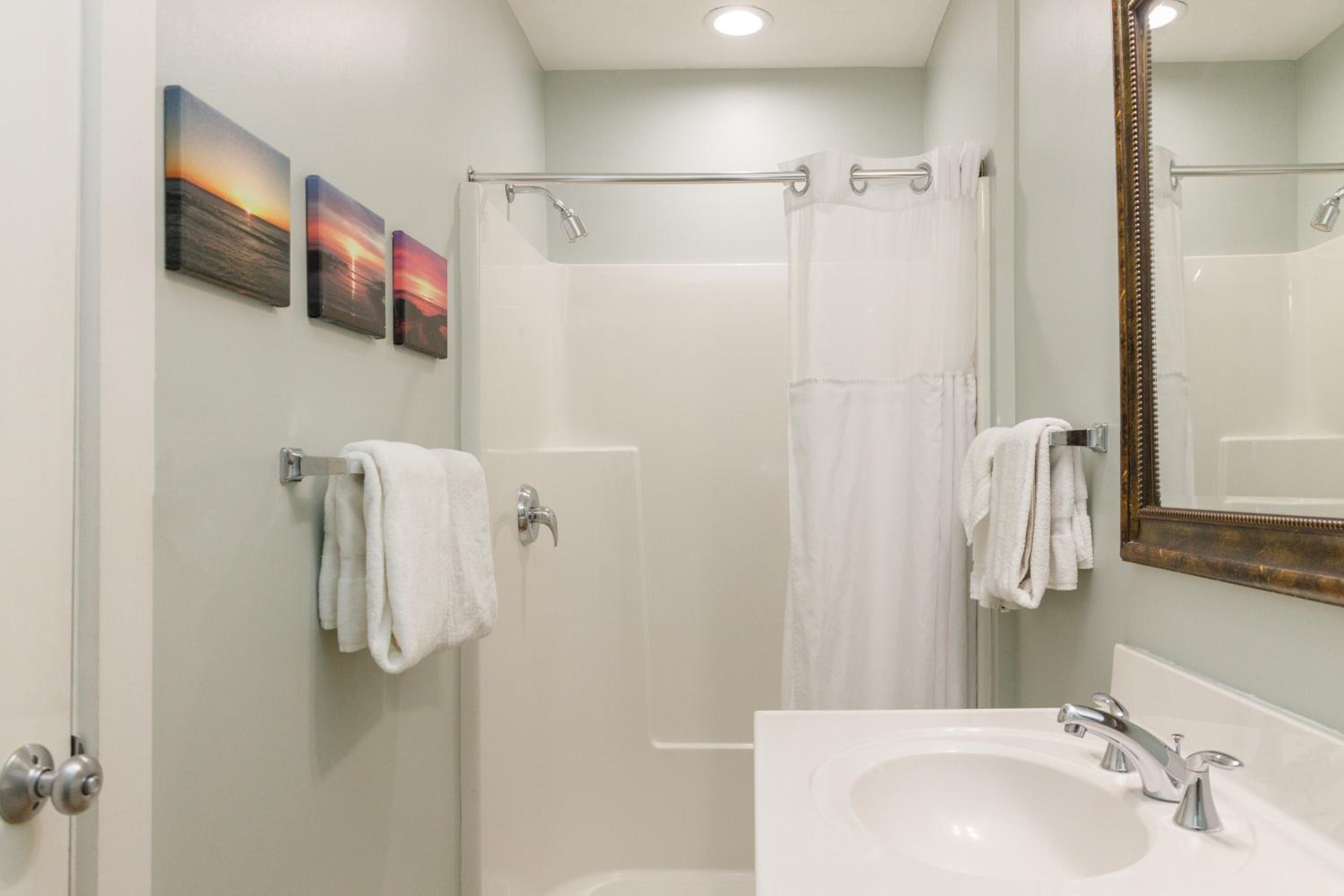 Admiral's Inn Resort - Property Image 19