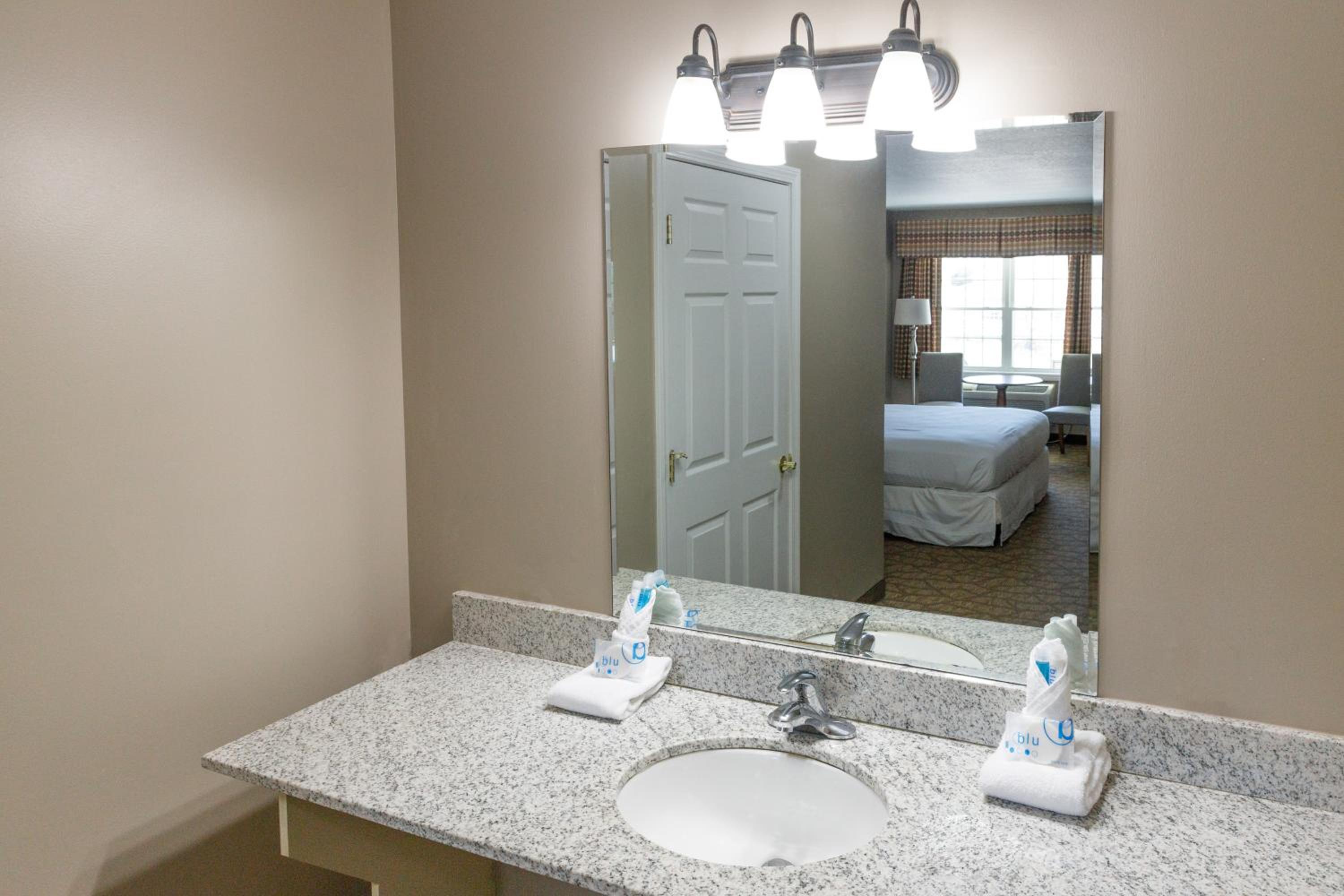 Admiral's Inn Resort - Property Image 7