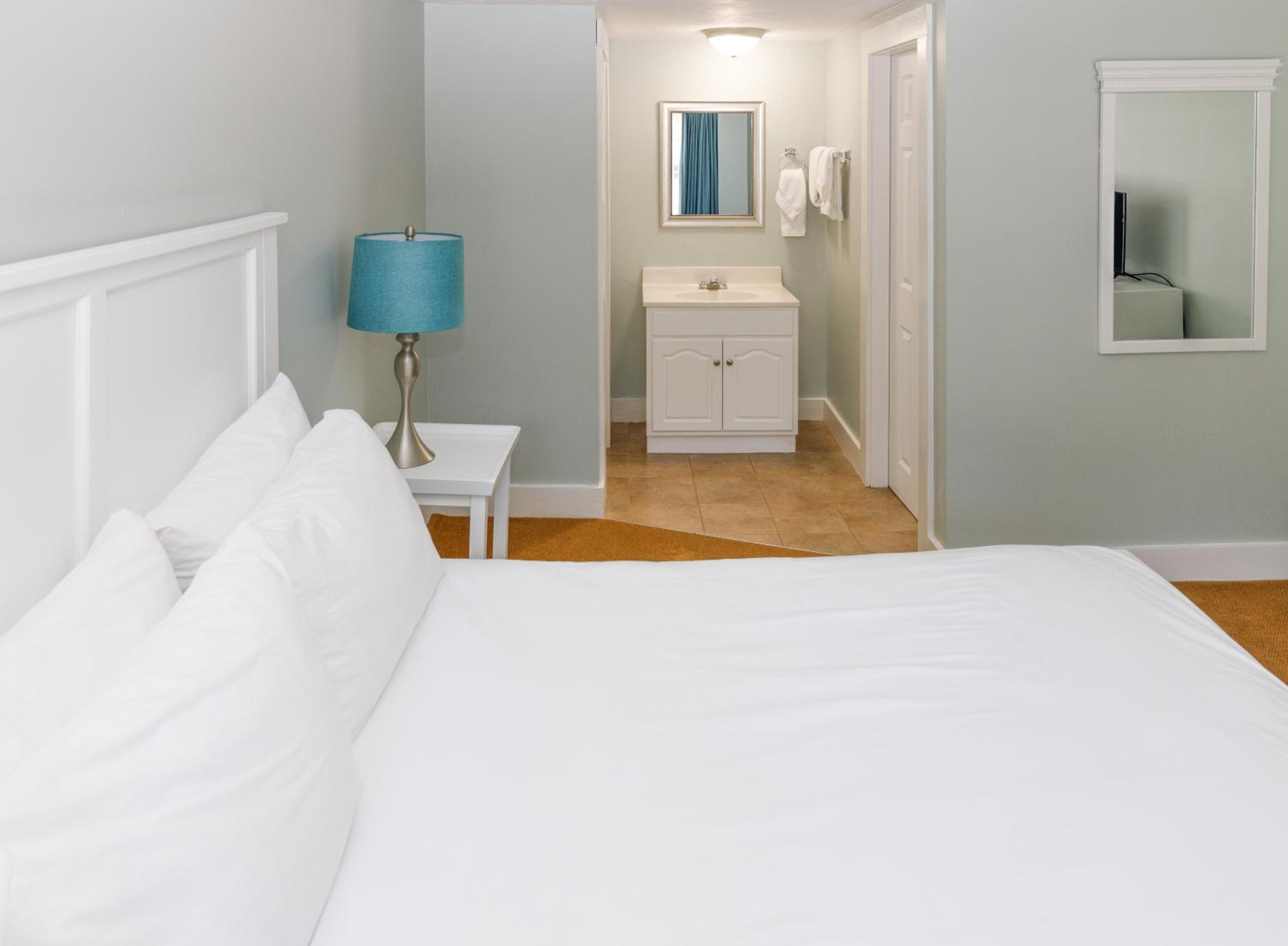 Admiral's Inn Resort - Property Image 17