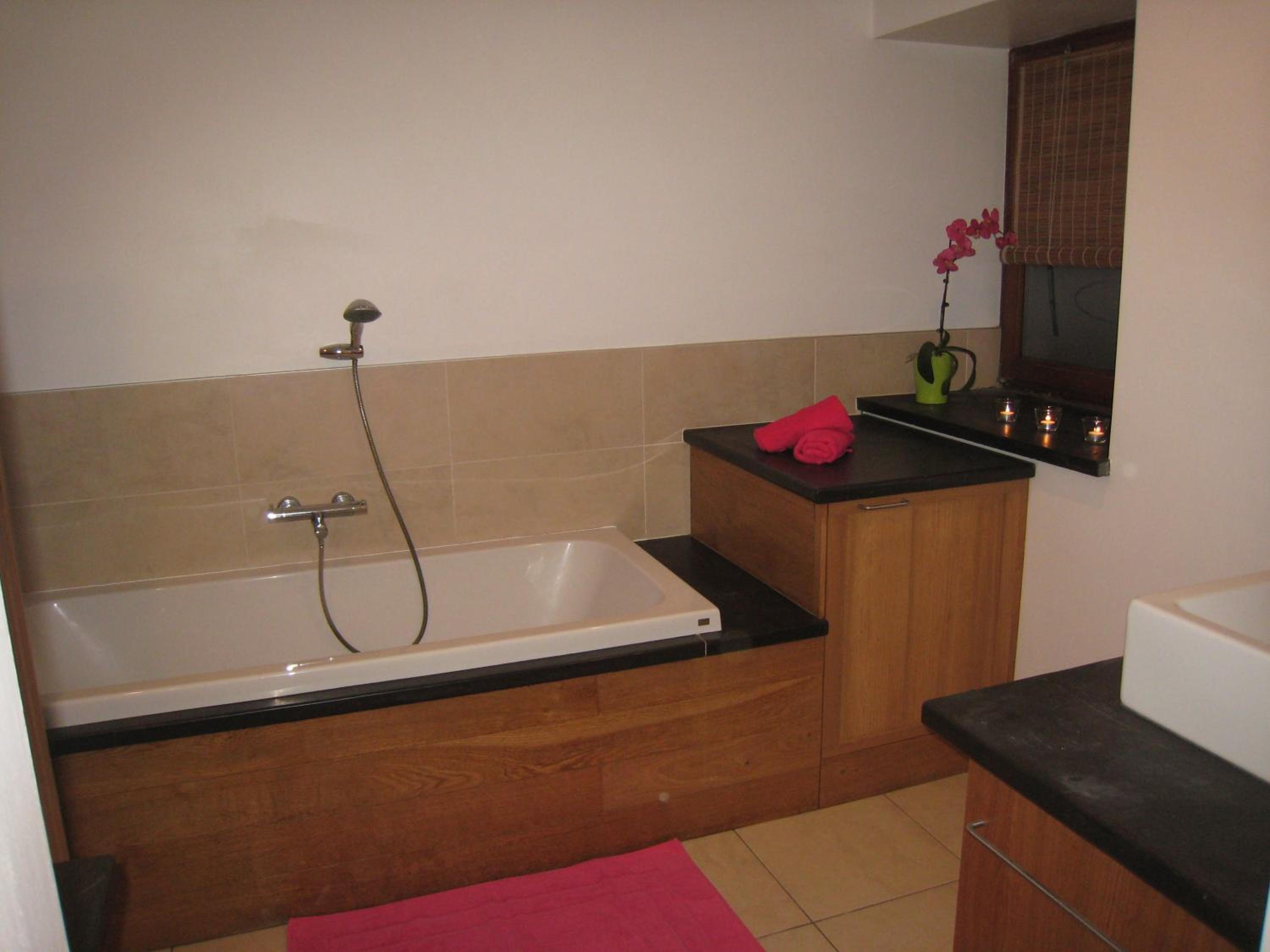 Photo 42