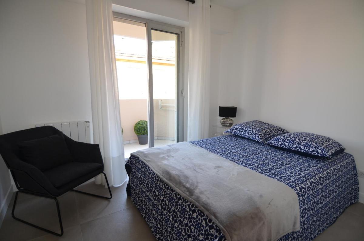 Appartement 4 personnes avec parking Nice le Port view 4
