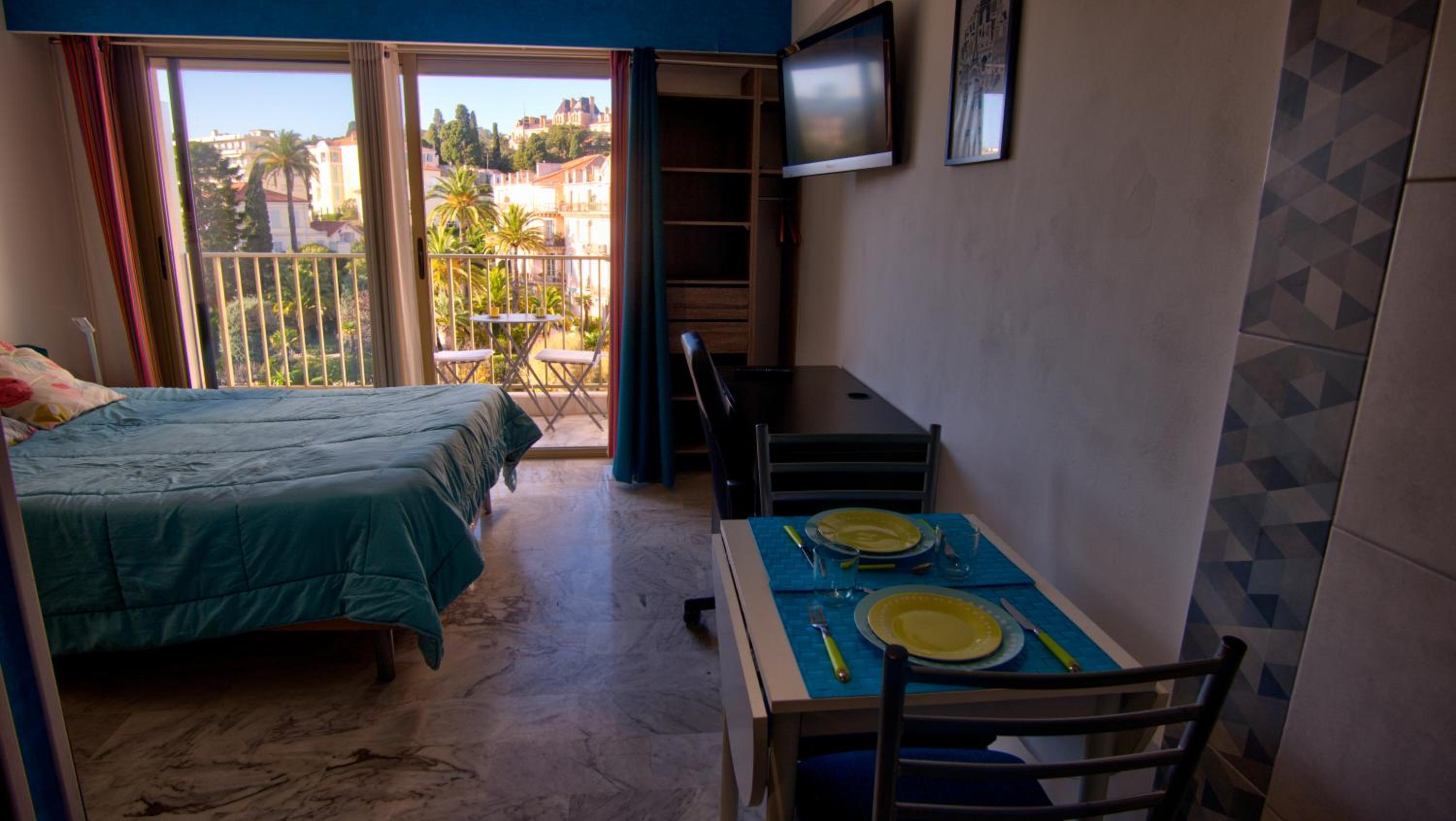 3 StarsStudio54 23 Ave Laugier100m Plages Mistral photo 3