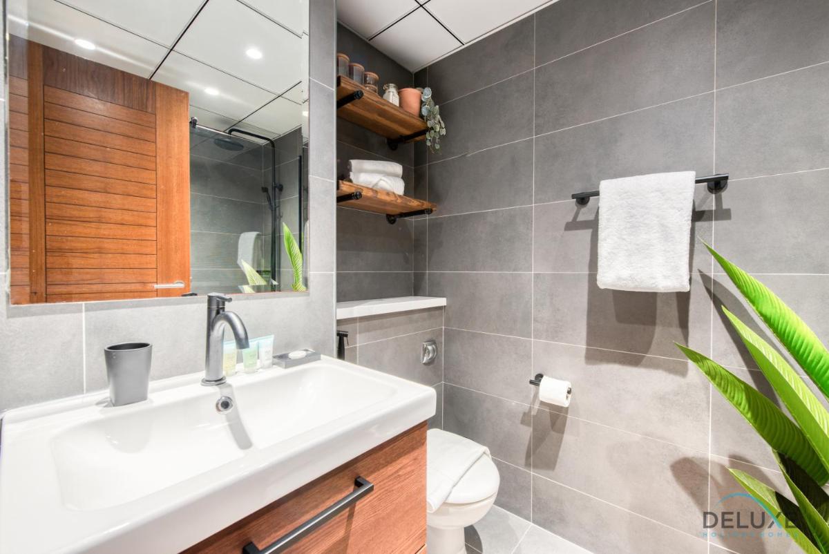 Elegant 1BR at Al Sahab 2 Dubai Marina by Deluxe Holiday Homes