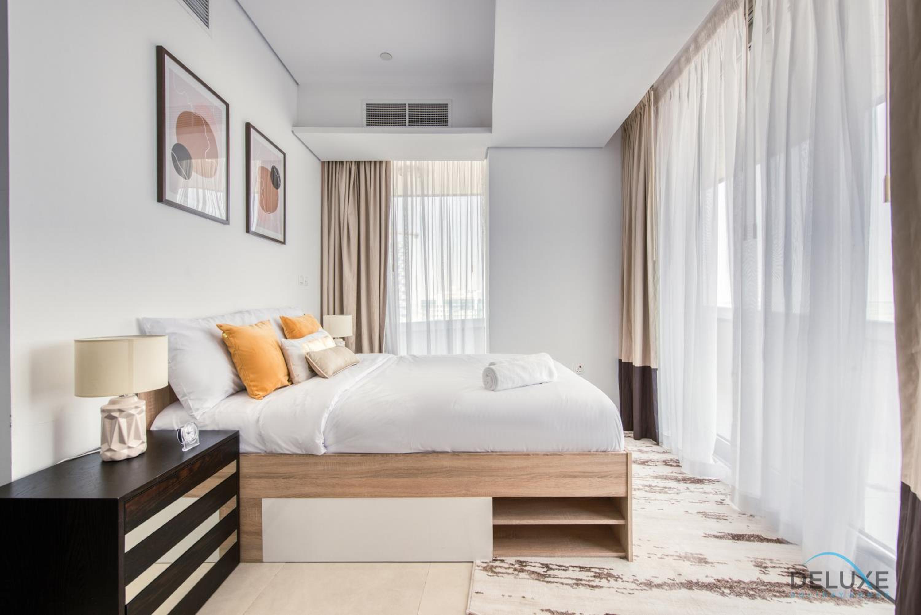 Homely 1BR at The Matrix Dubai Sports City by Deluxe Holiday Homes