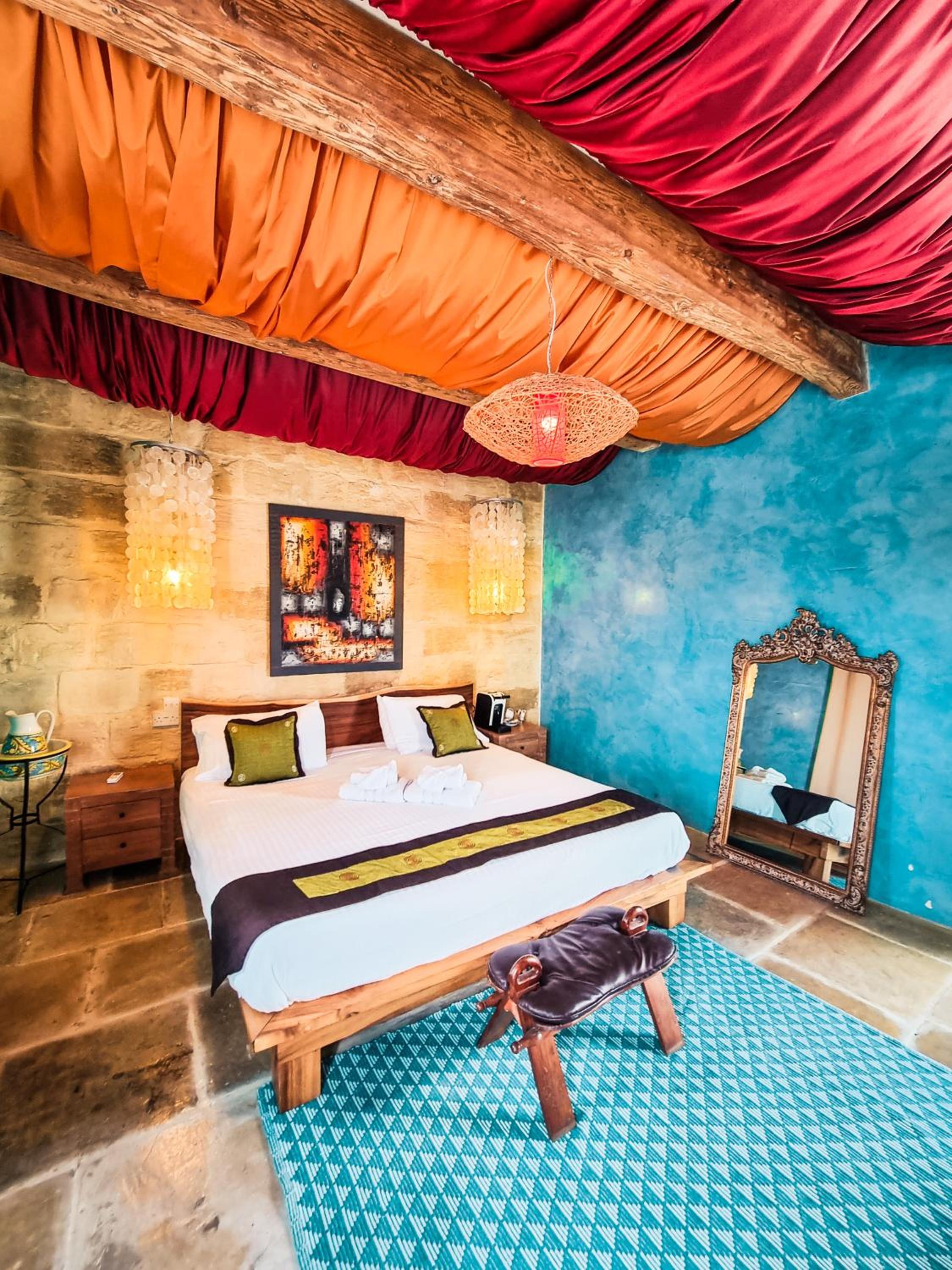 Chapel 5 Boutique Suites B&B view 4