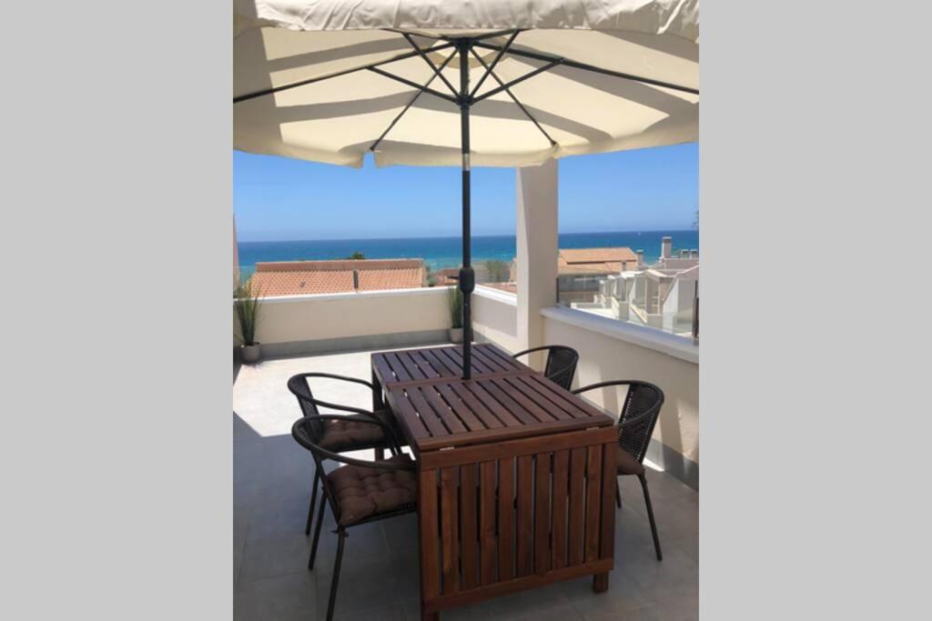 Villa Isla Plana - right by the sea view 4