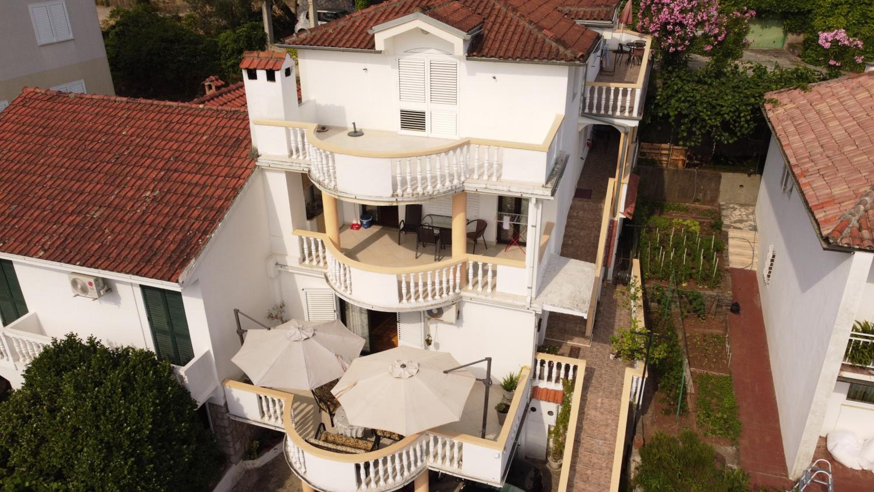 Villa Vojnic view 3