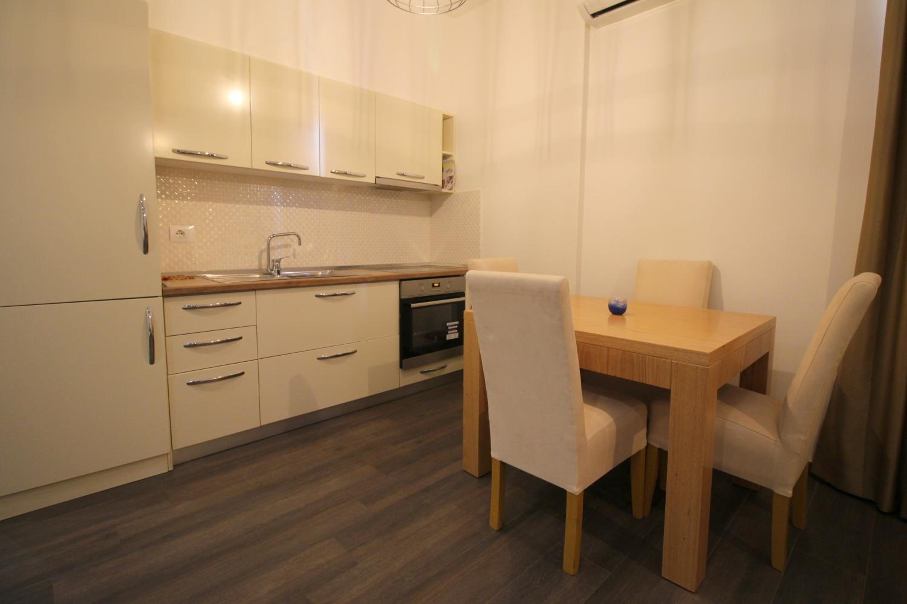 Sunrise Luxury Apartments, photo 31