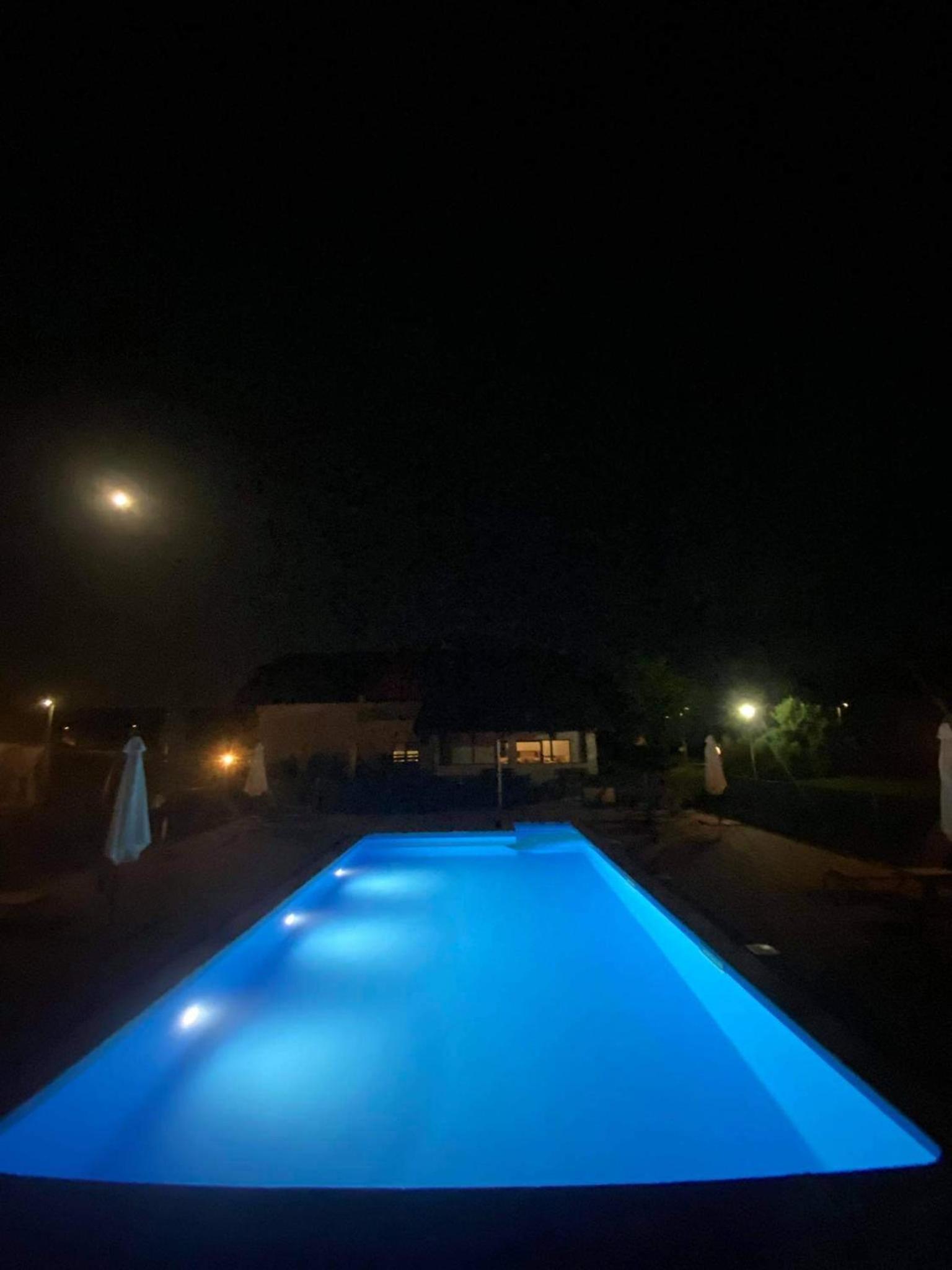 Villa Stone