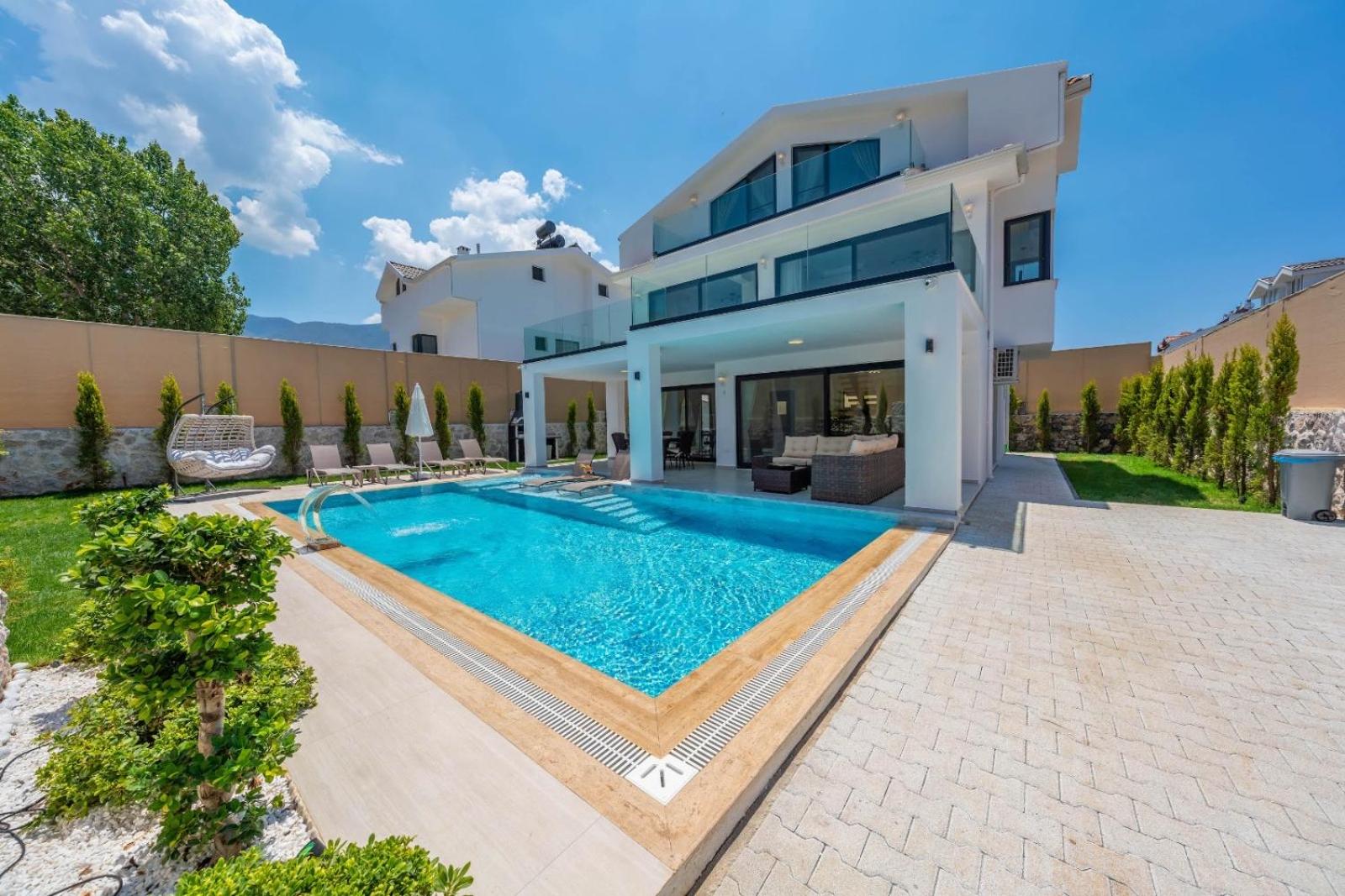 La Marbella Villa view 4