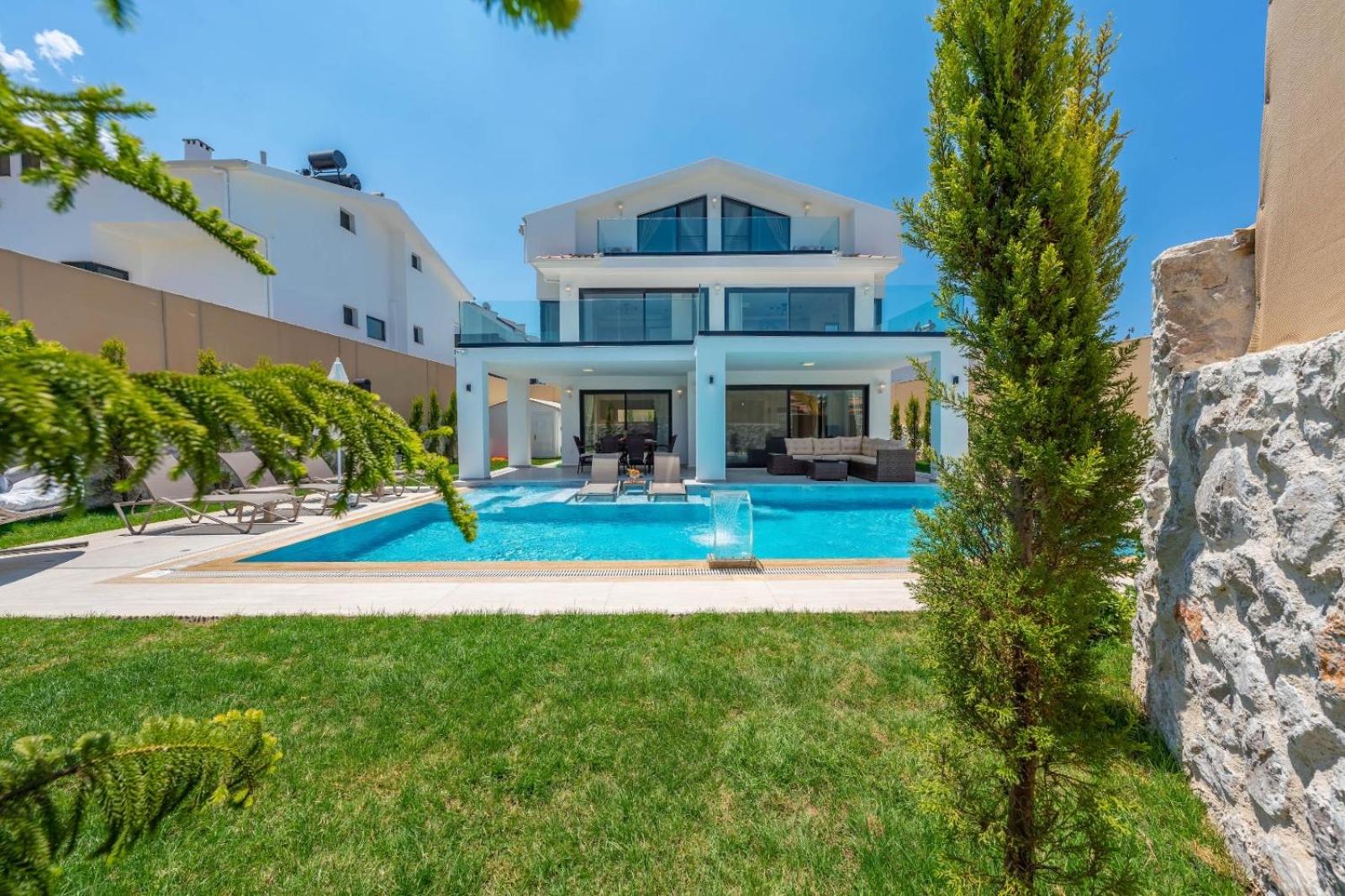 La Marbella Villa view 3