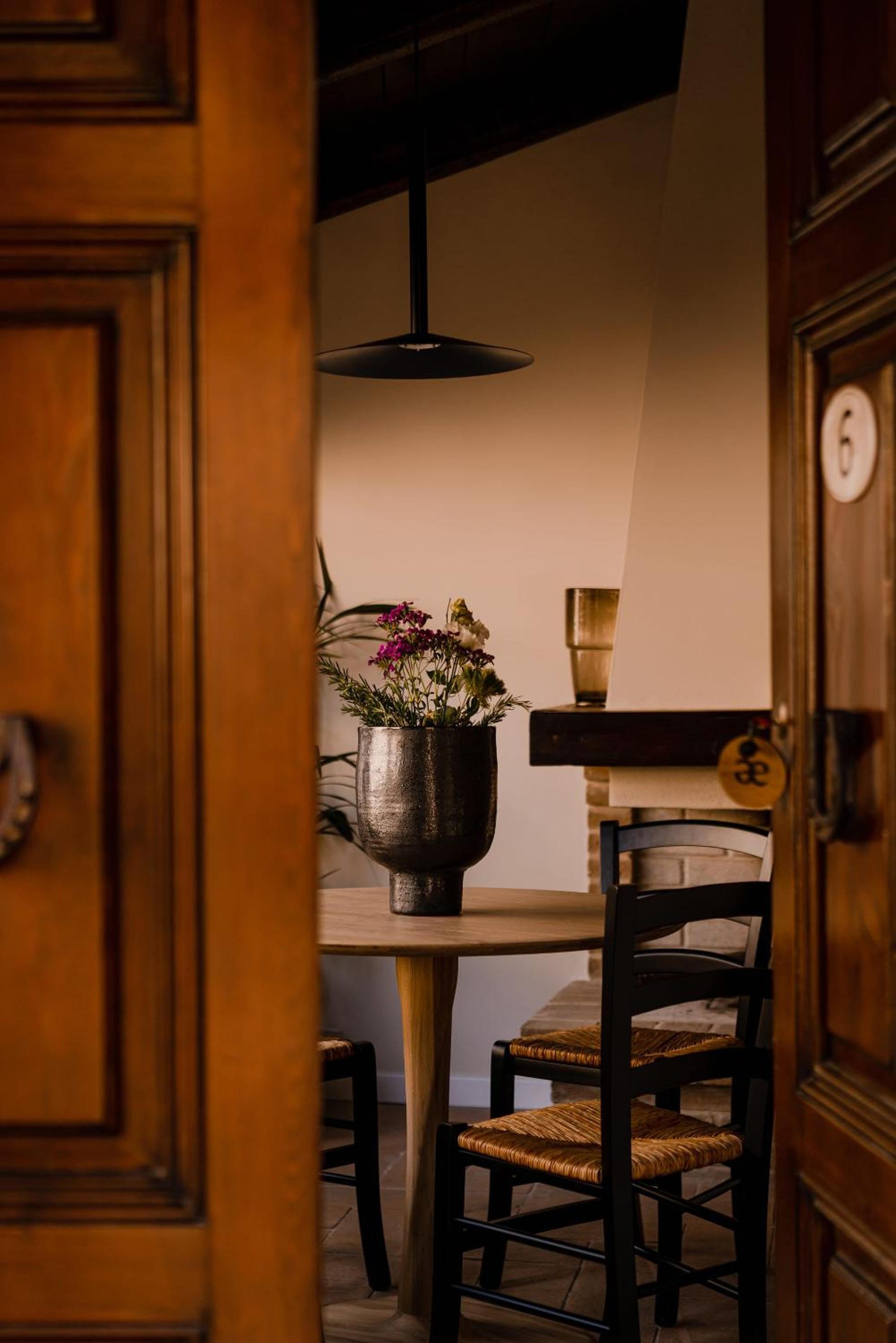 Aethos Hotel Saragano