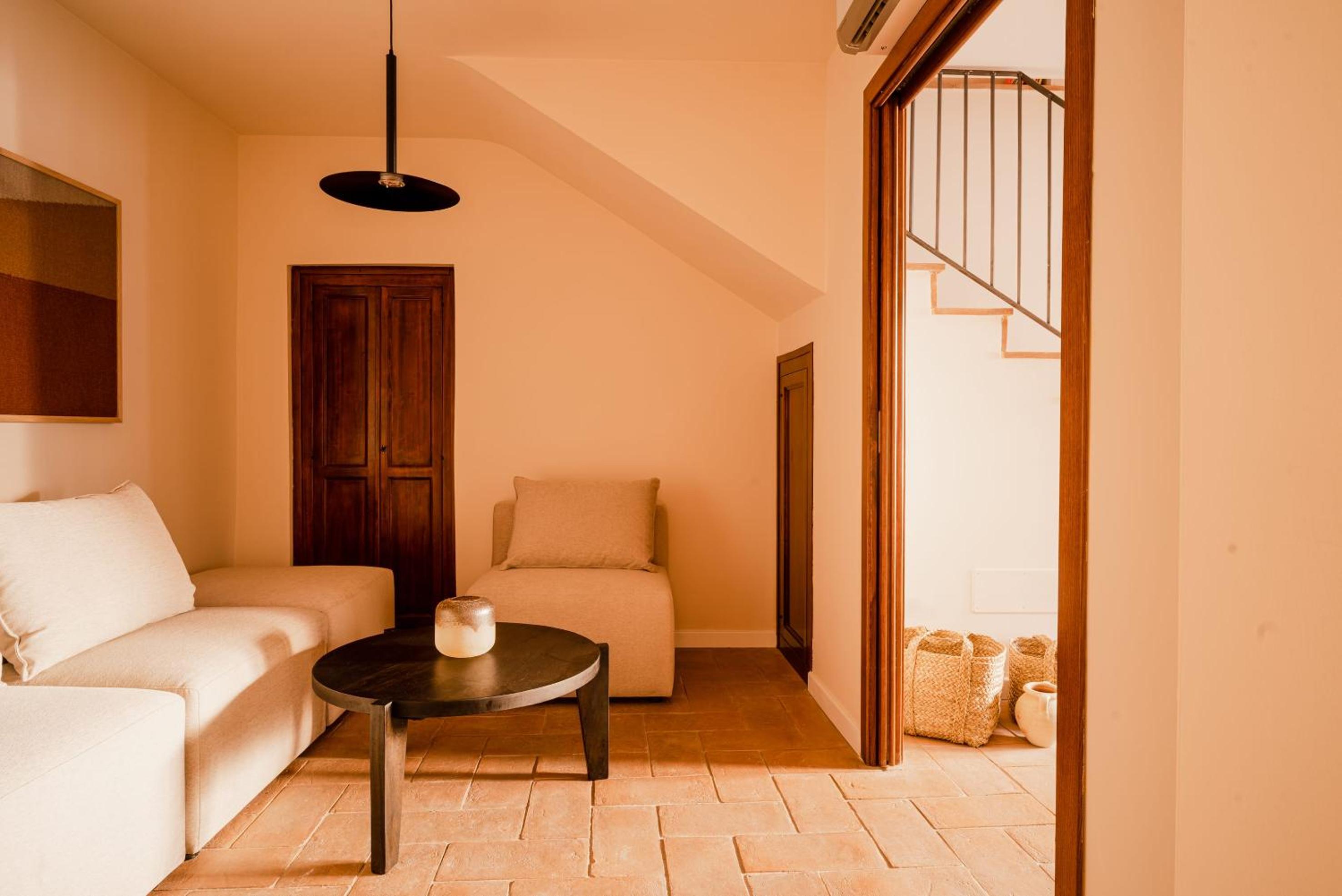 Aethos Hotel Saragano