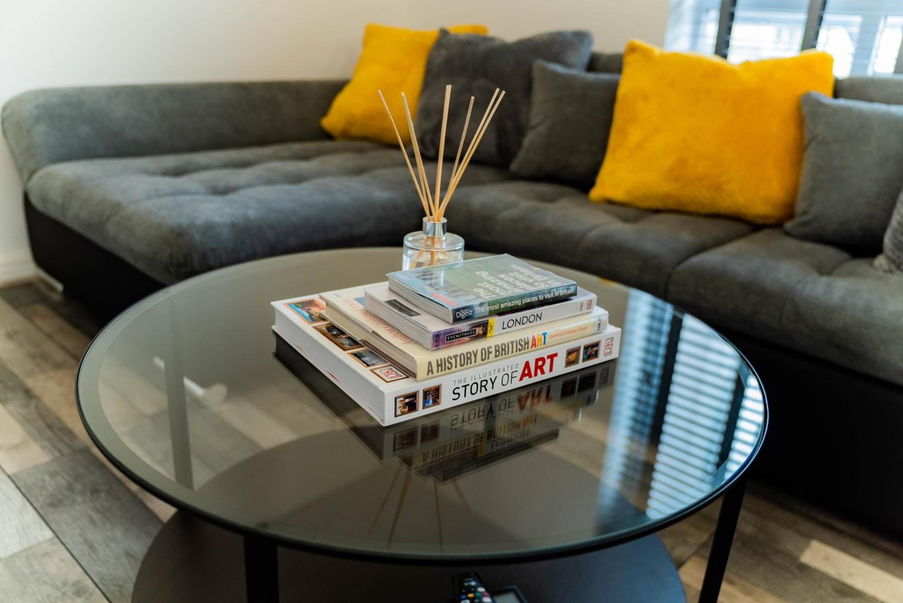 JB Apartments, Fully Equiped Ground Floor Apartment view 3