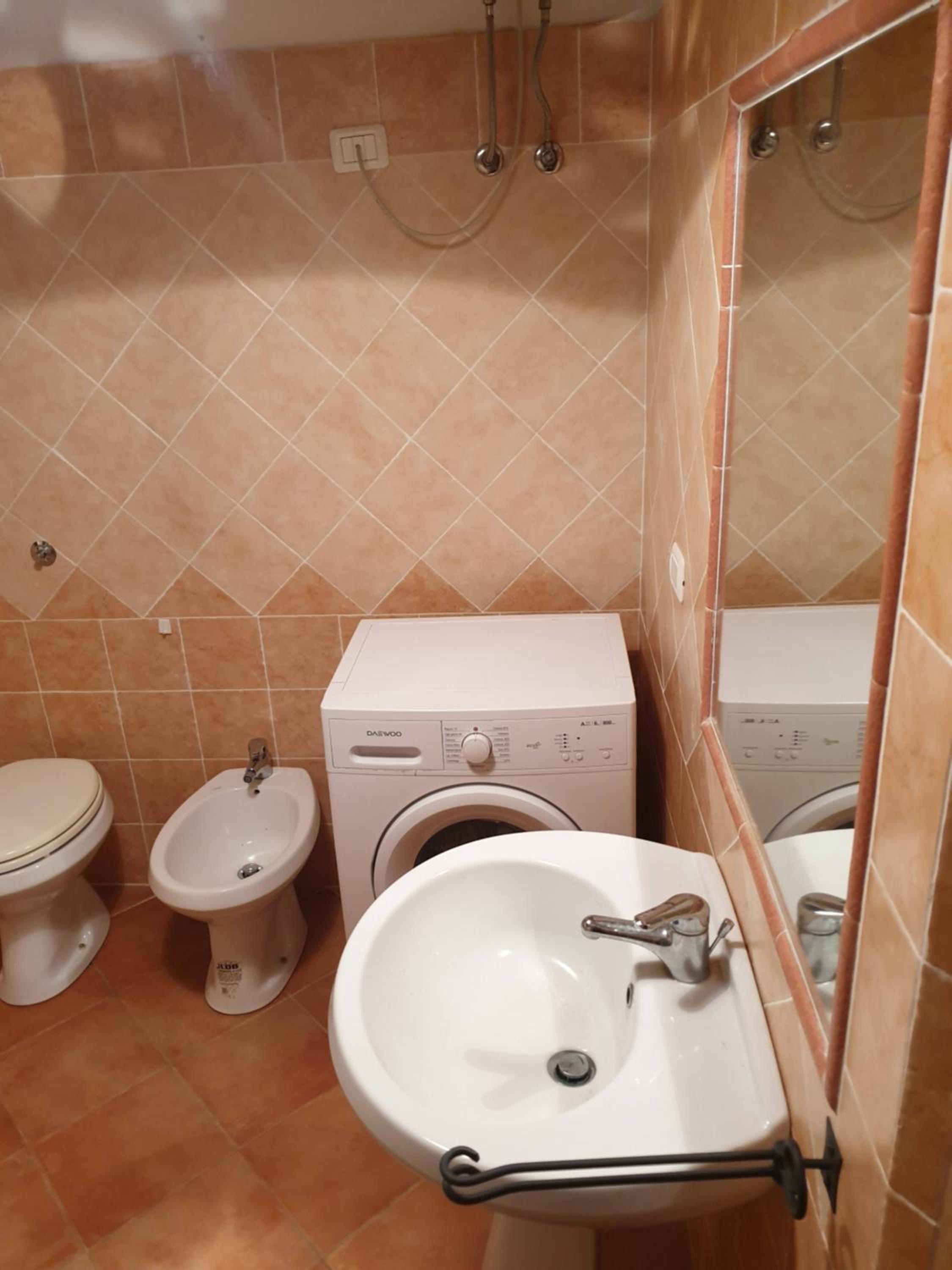 Capo Figari 8, Appartamento spazioso nel centro di Golfo Aranci con terrazza, Wi-Fi, parcheggio gratuito photo 5