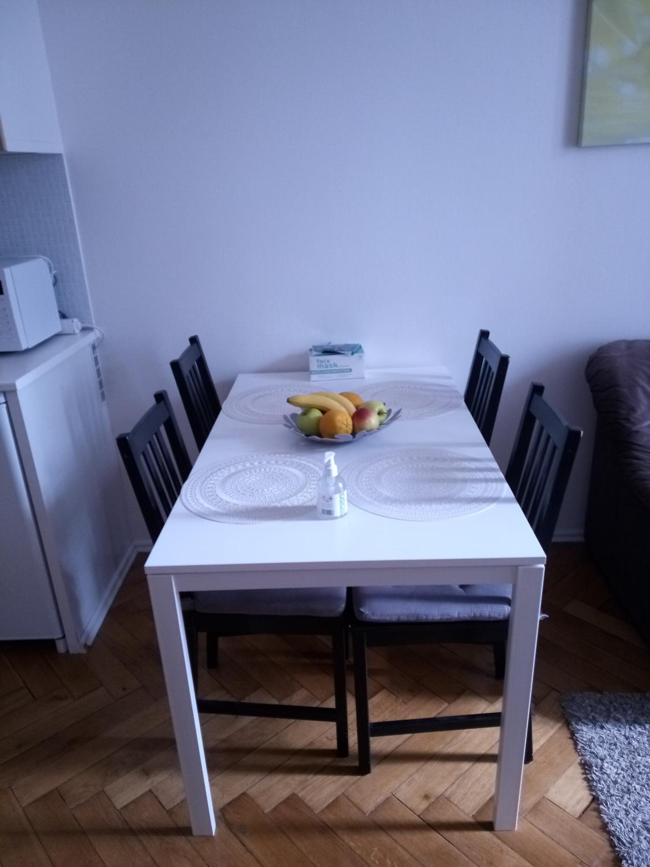Gallys Apartments