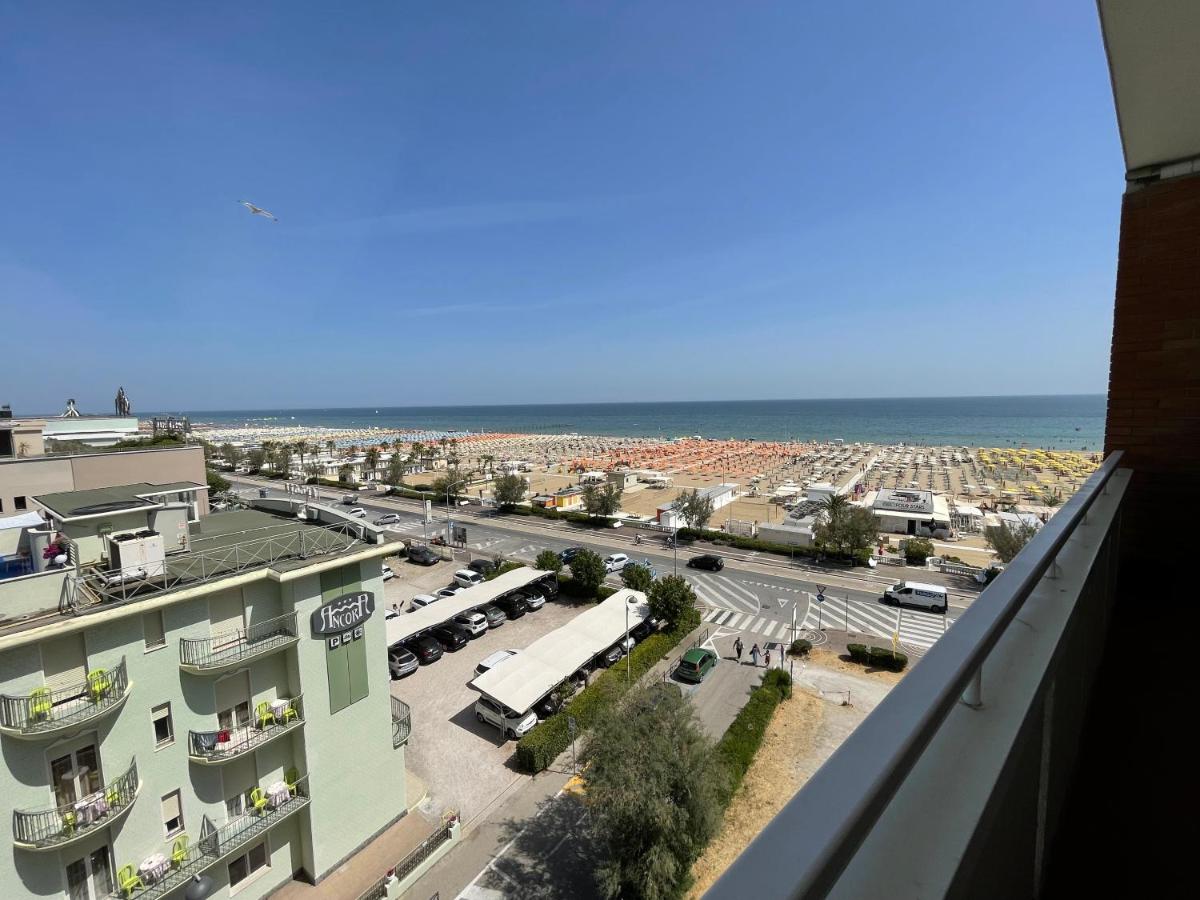 BEACH FRONT photo 1