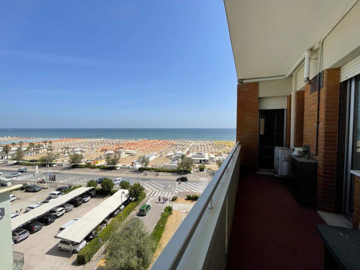BEACH FRONT photo 5