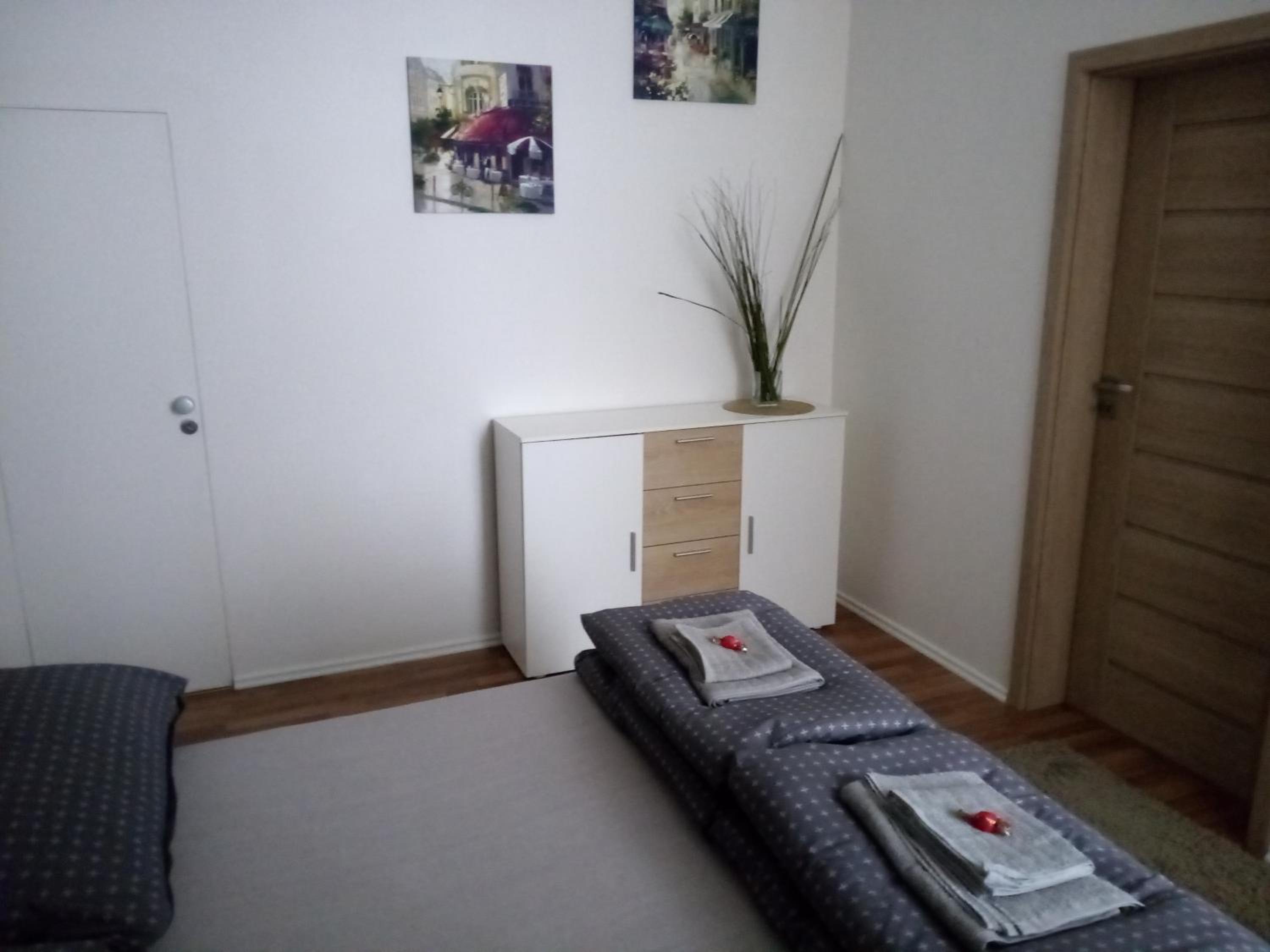 Gallys Apartments