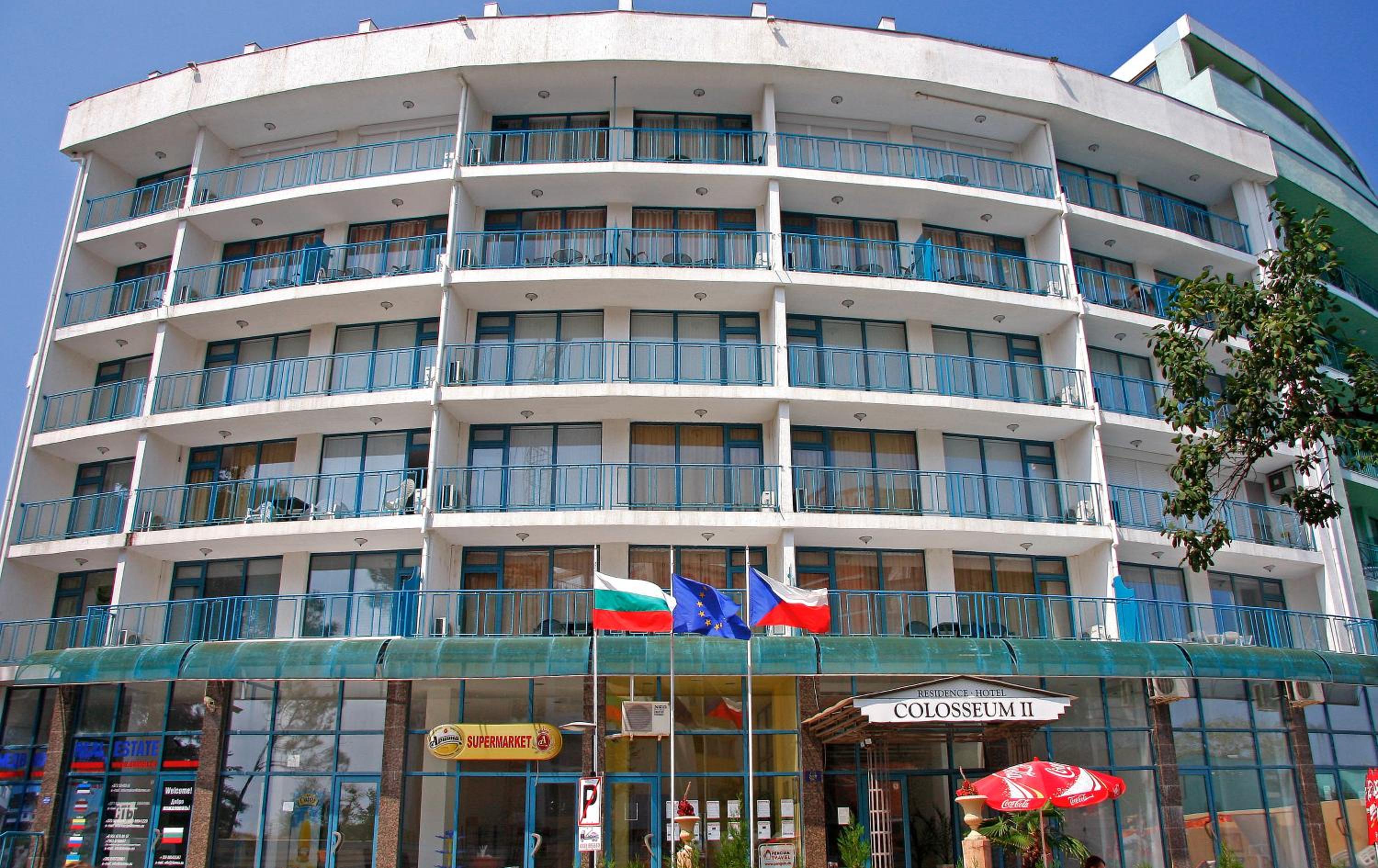 Top-located Beach Apartment with Balcony