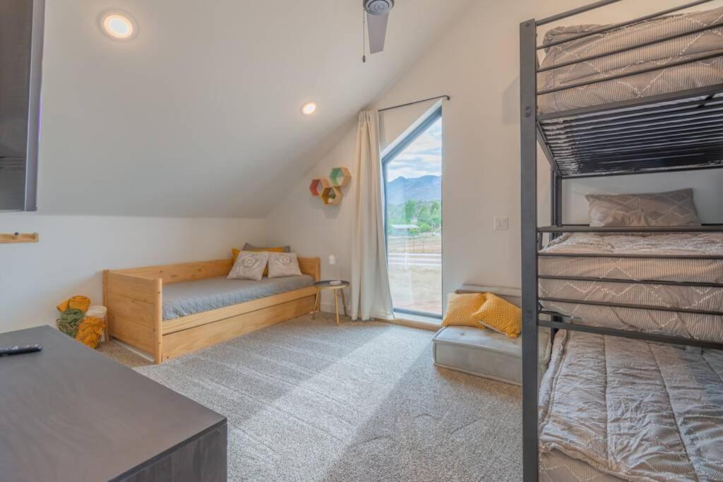 Astoa Etxea - Peaceful Retreat Near Zion view 5