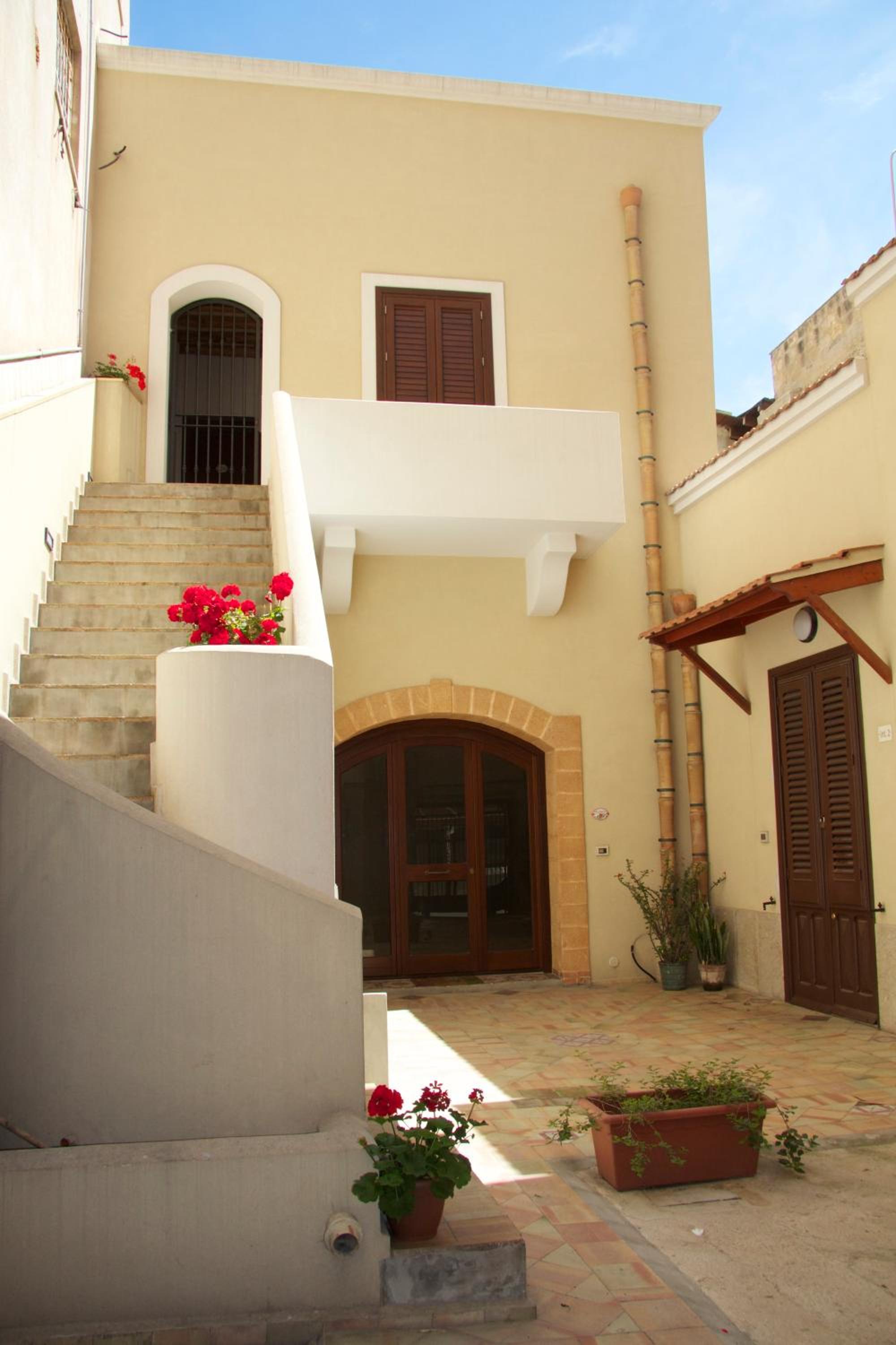 Papparina House view 2