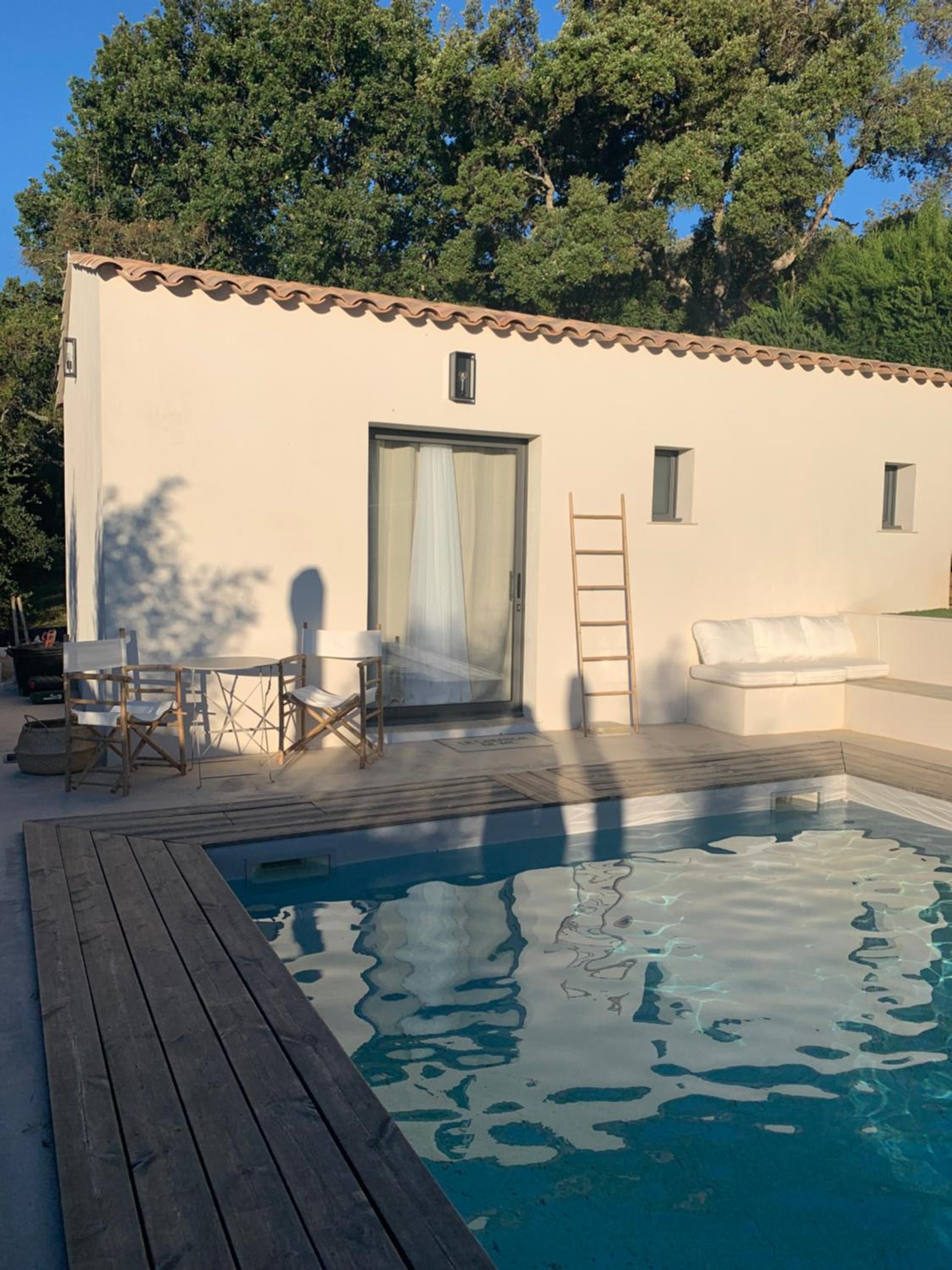 Le Cabanon de Val view 3