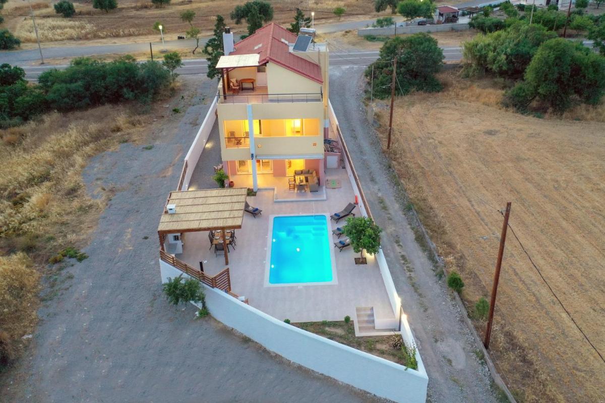 Ritas Gennadi Villa view 4
