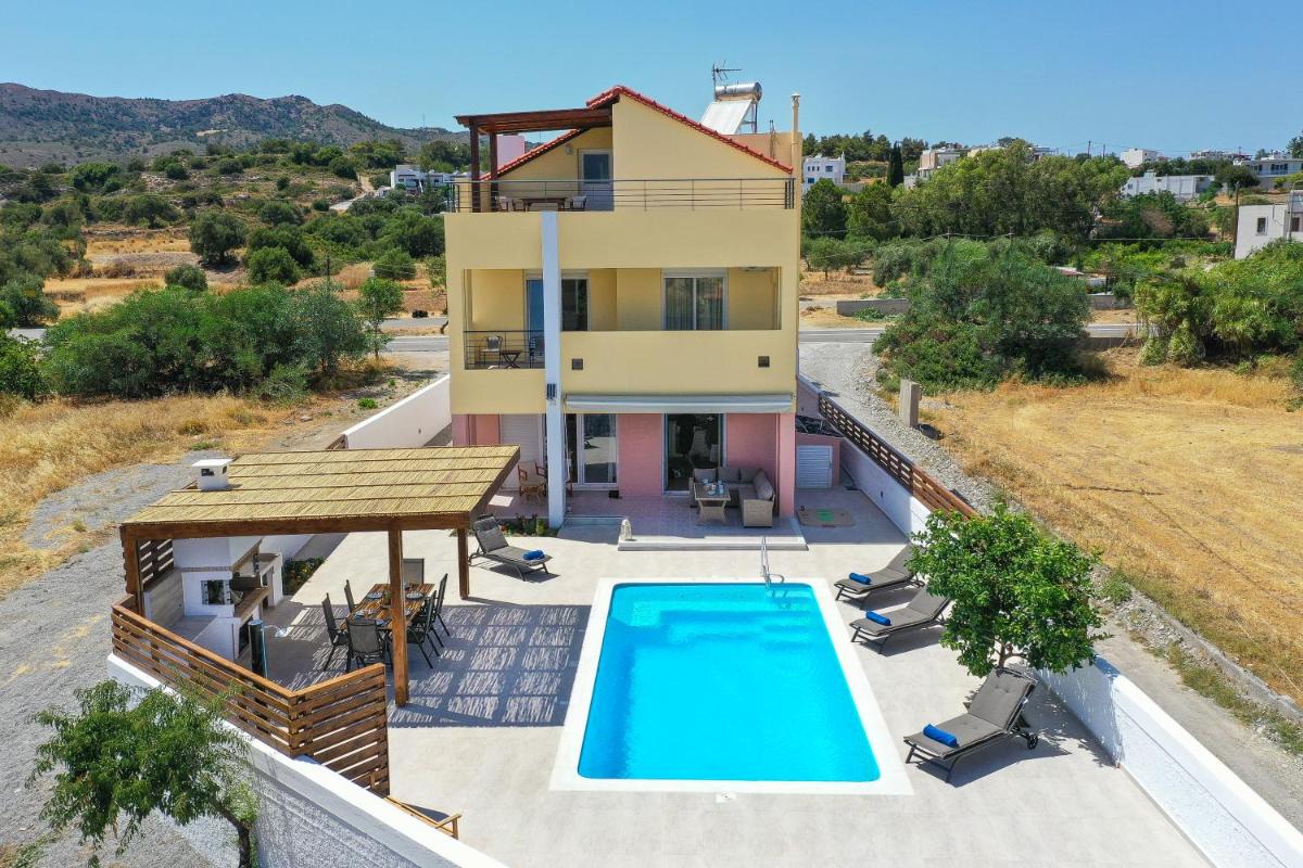 Ritas Gennadi Villa view 3