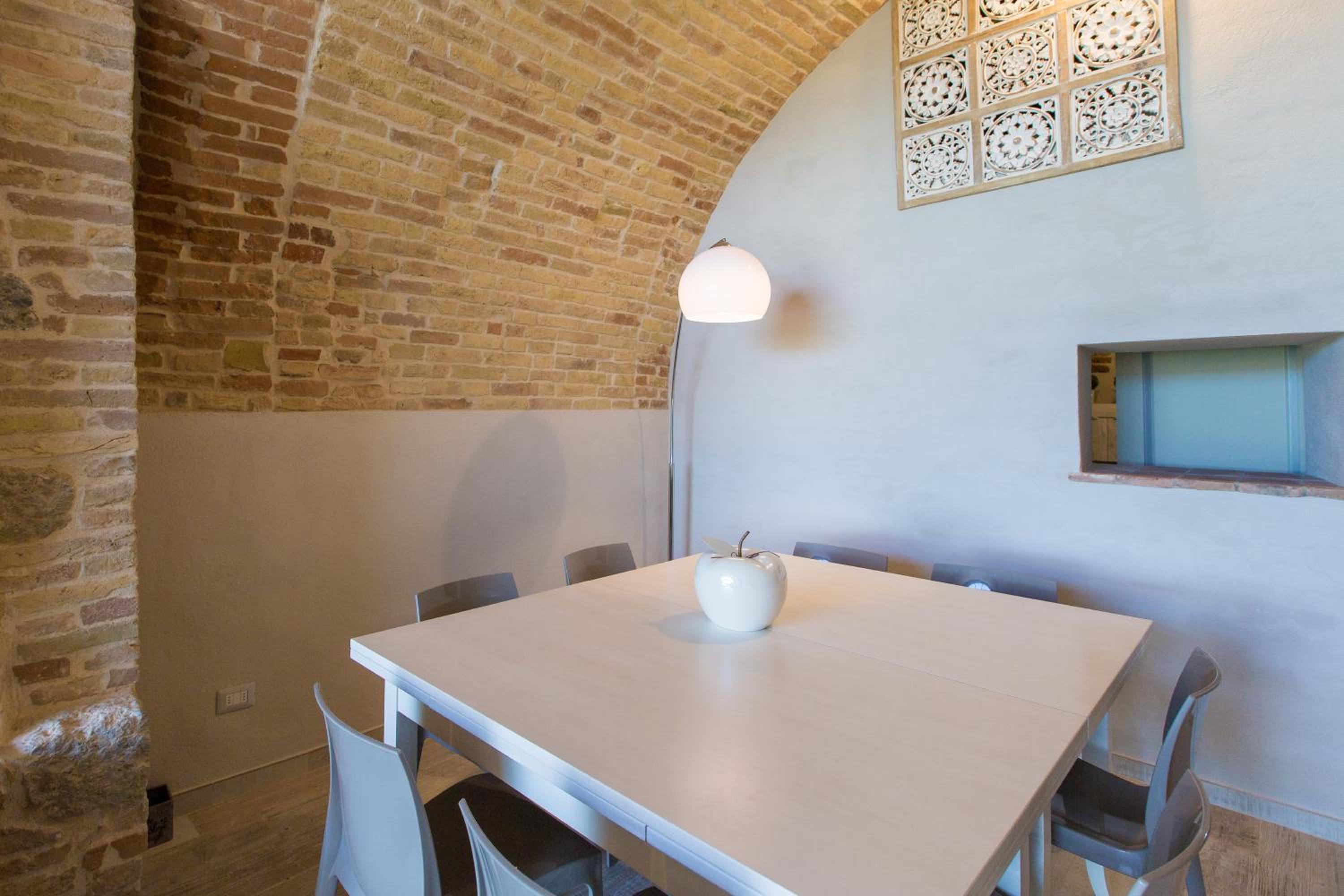 Hotel San Gimignano Town Garden - Image 1