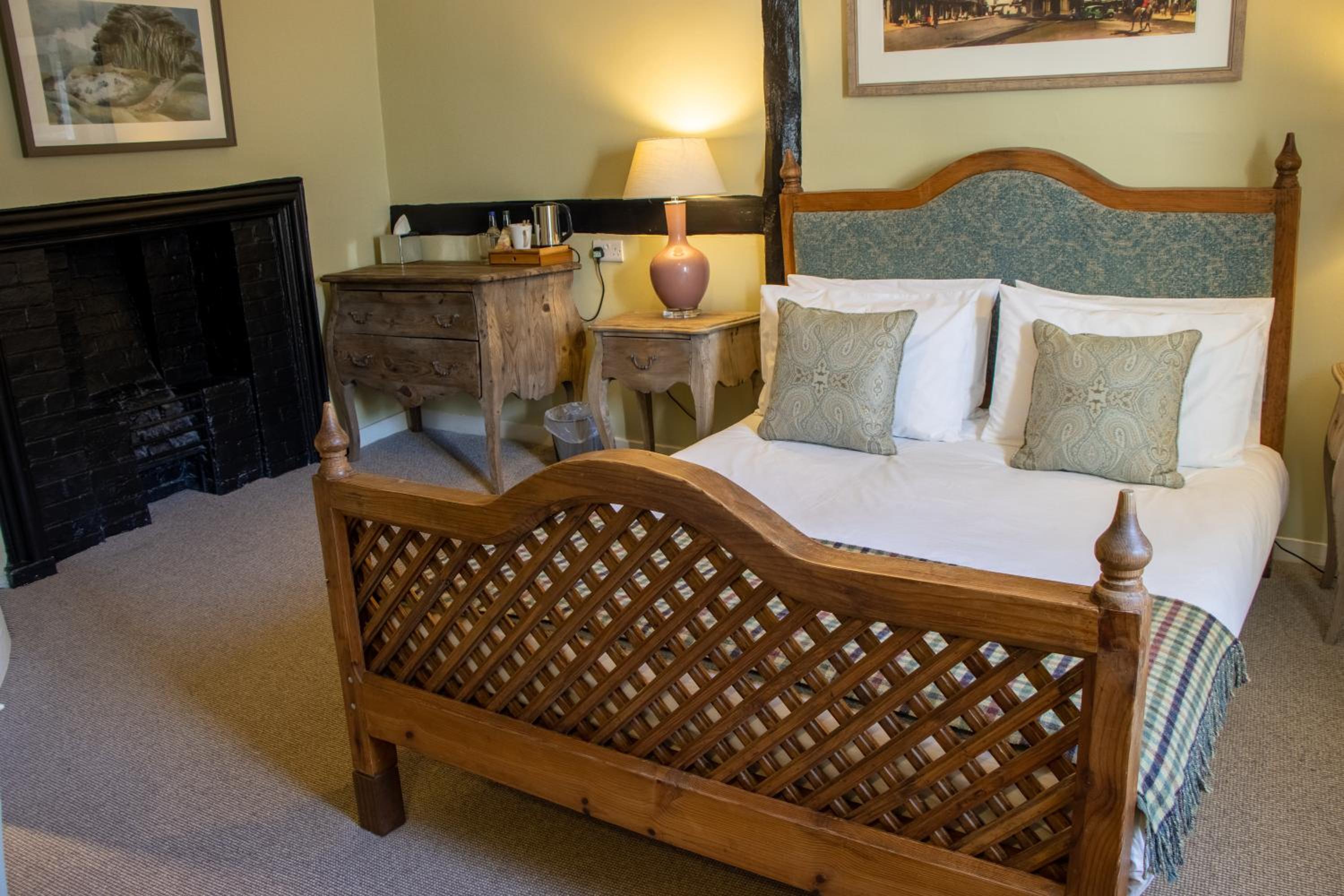 Marlborough Vacations - The Green Dragon - Property Image 20