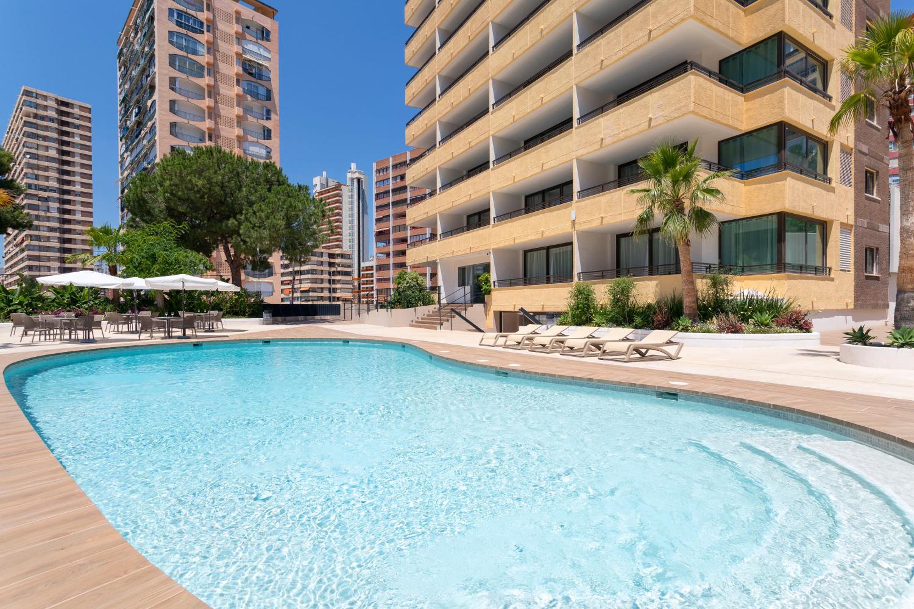 Halley Hotel and Apartments, Affiliated by Meliá