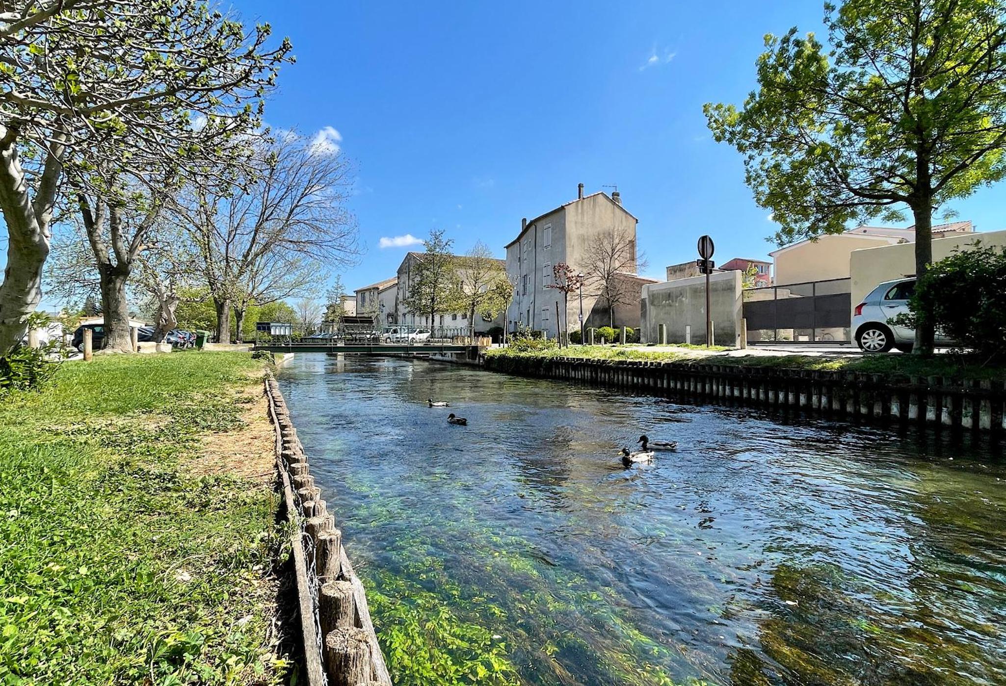 Quai du Félibre