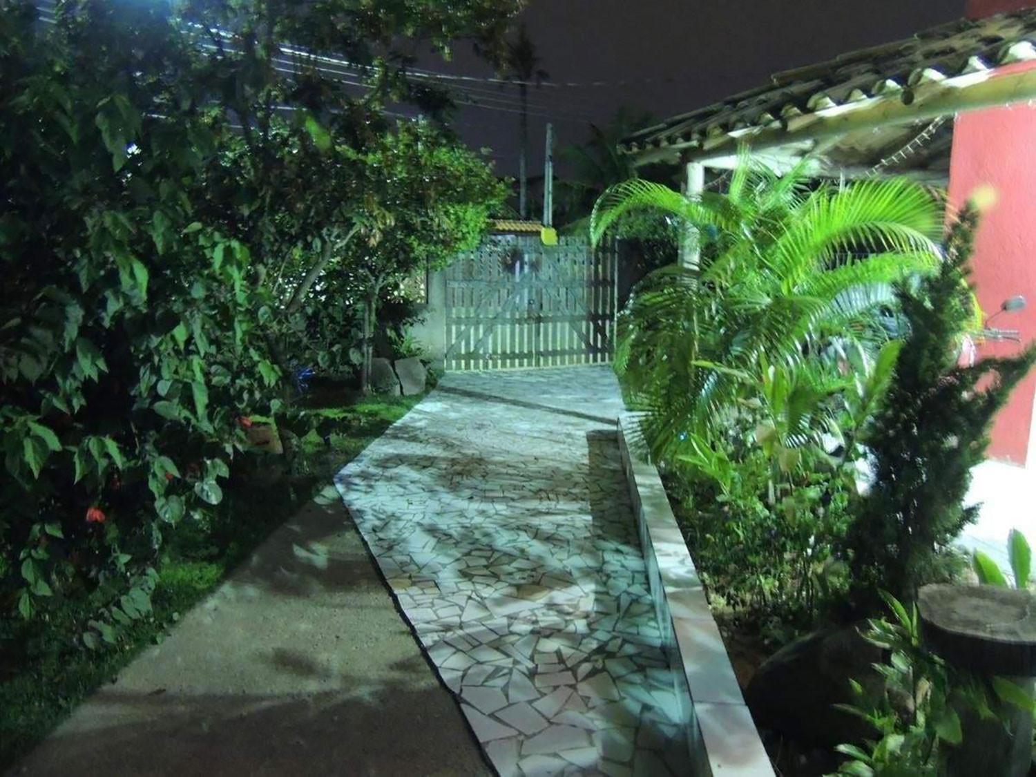 Suíte 1 com piscina e wi-fi em Caraguatatuba