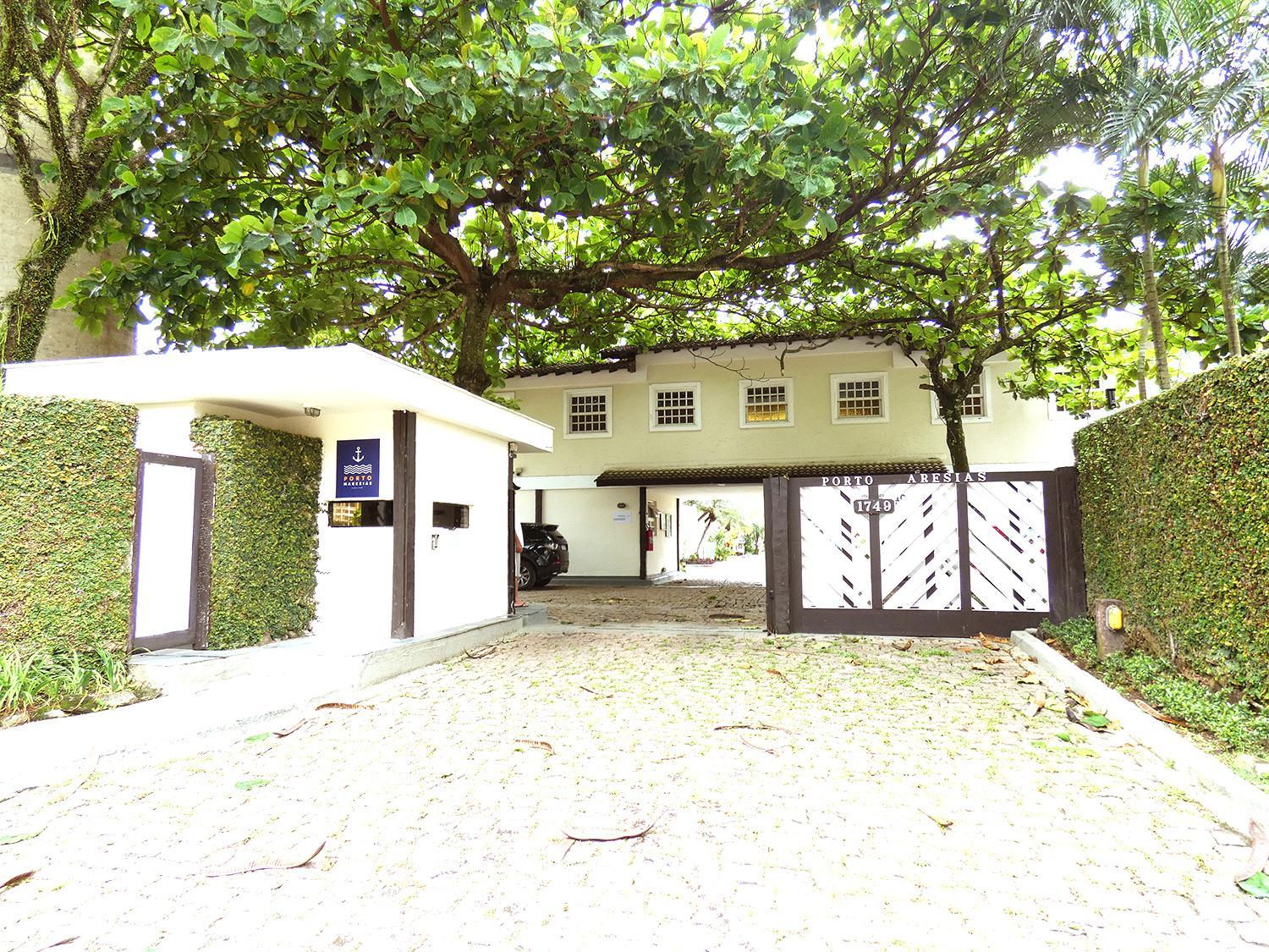 Casa c WiFi e lazer em frente à praia de Maresias