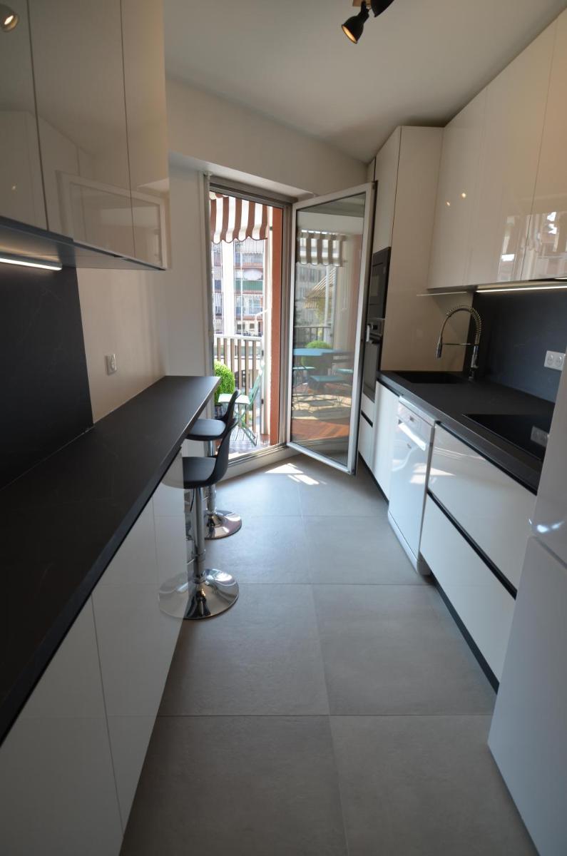 Appartement 4 personnes avec parking Nice le Port view 3