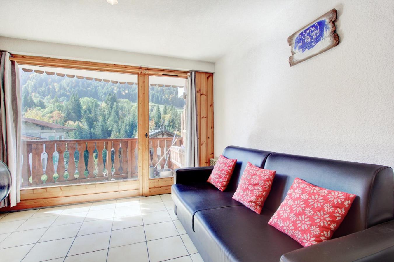 Castors - 2 bedroom apartment - Snow and Trek view 5