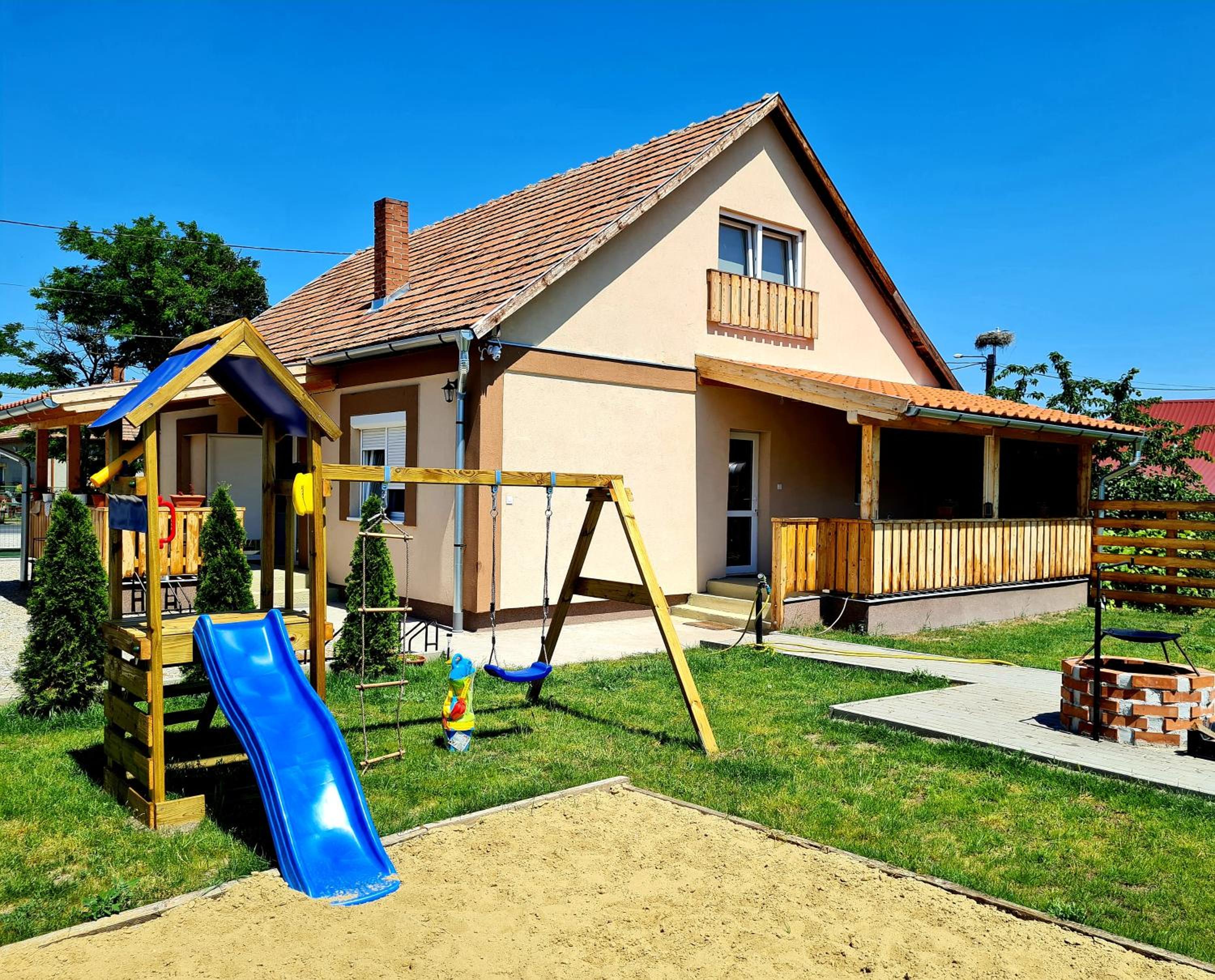 Hócza House Poroszló