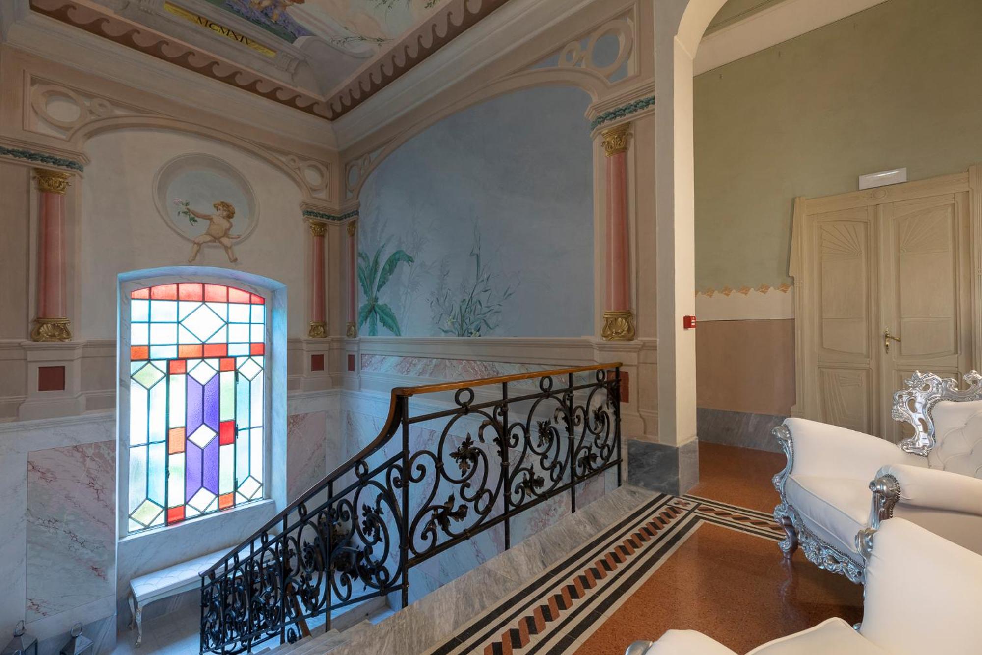 Luxury Liberty House - VILLA & SPA view 3