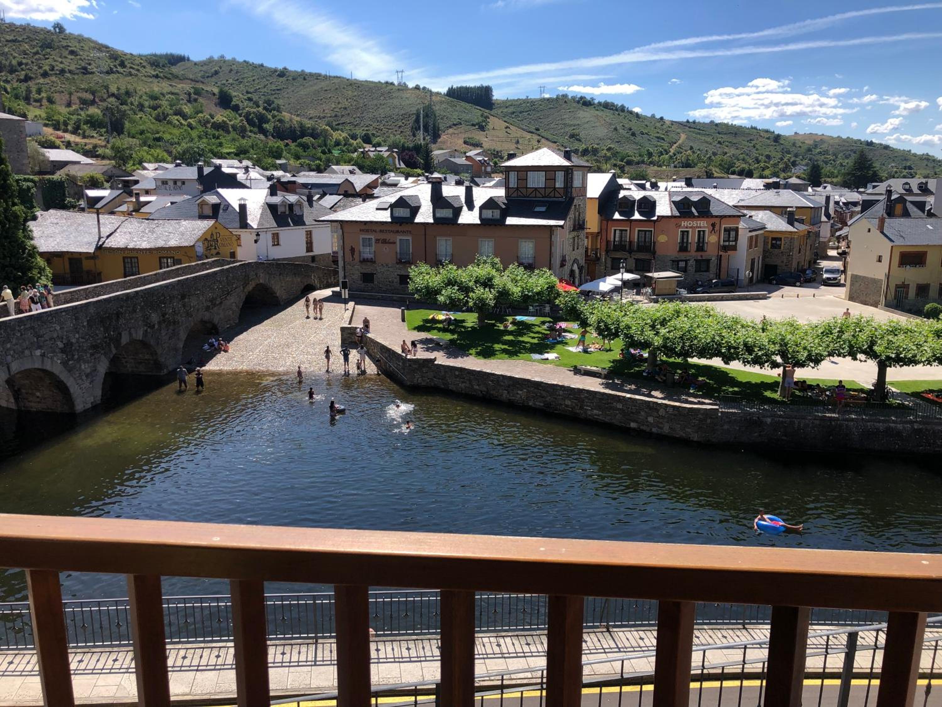 Photo 18