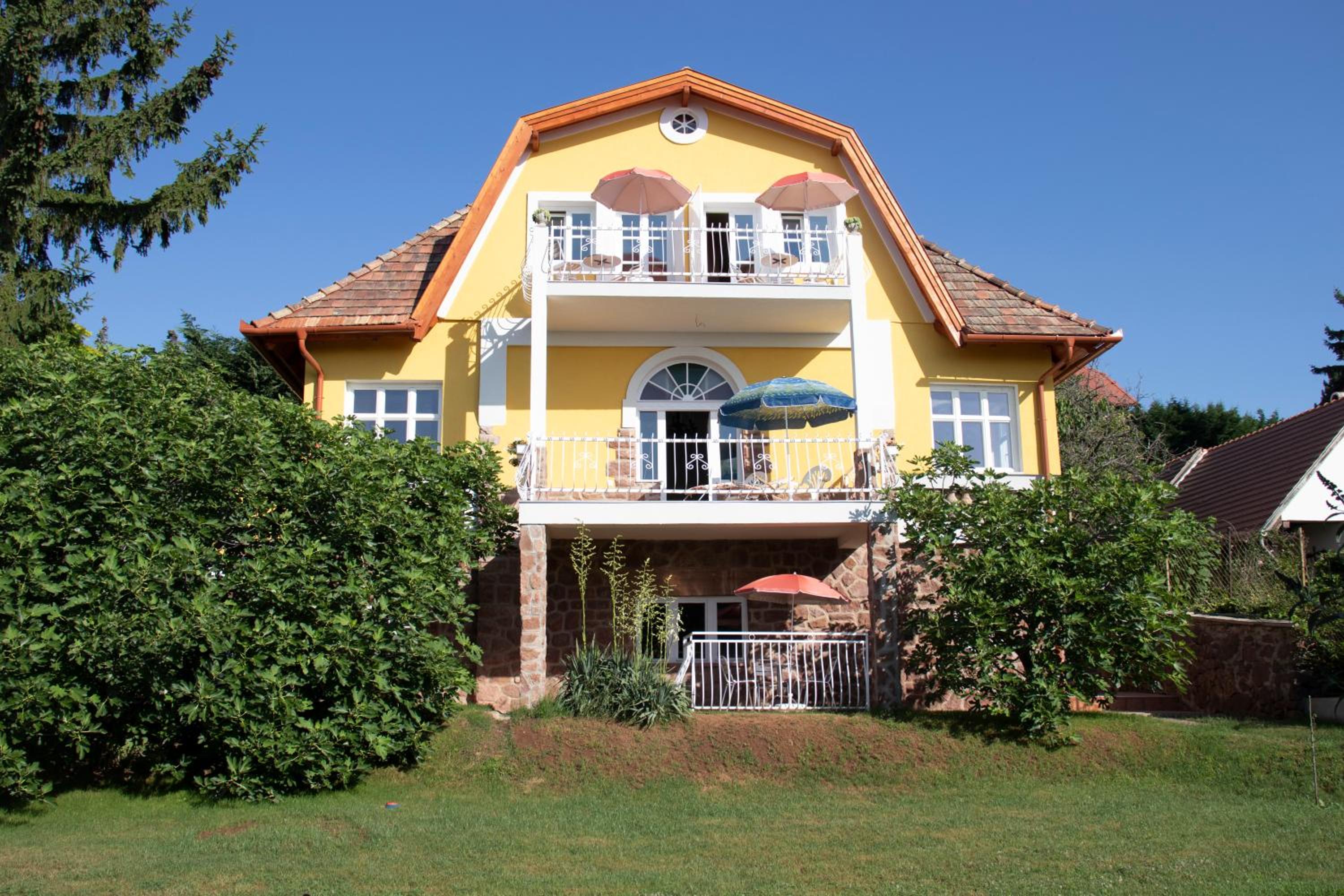 Gyöngyöm Apartman