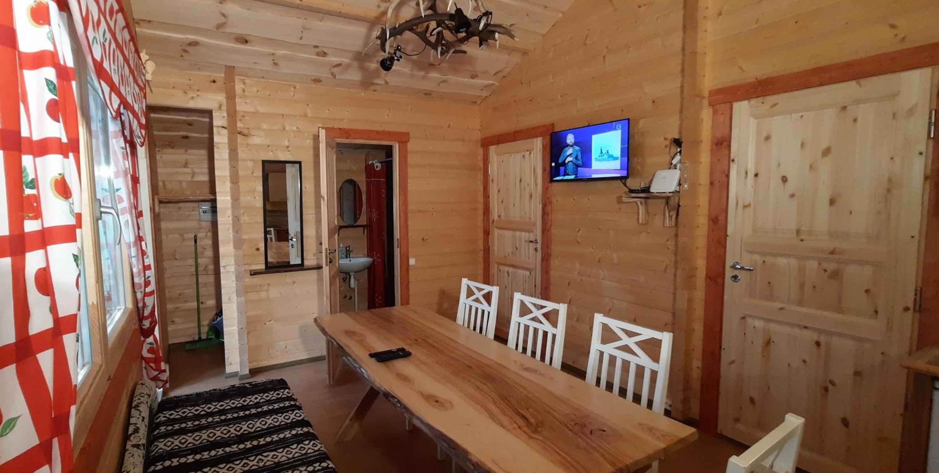 Järve Cottages