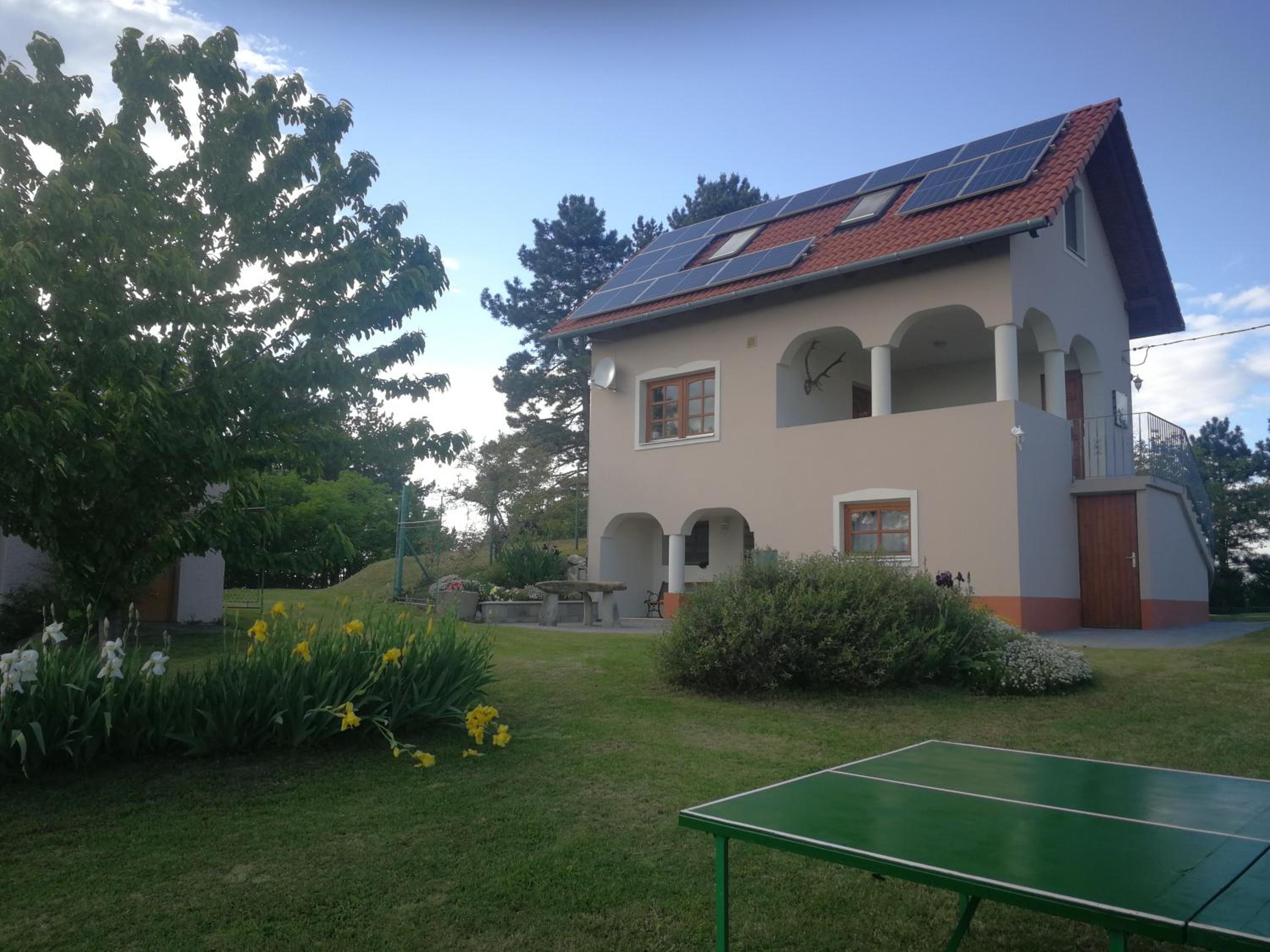 Bottyahát guesthouse view 2